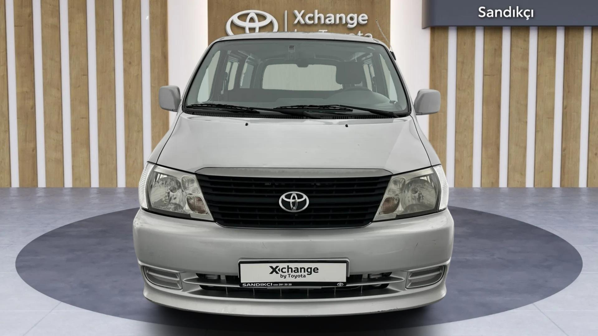 TOYOTA HI-ACE 117 L