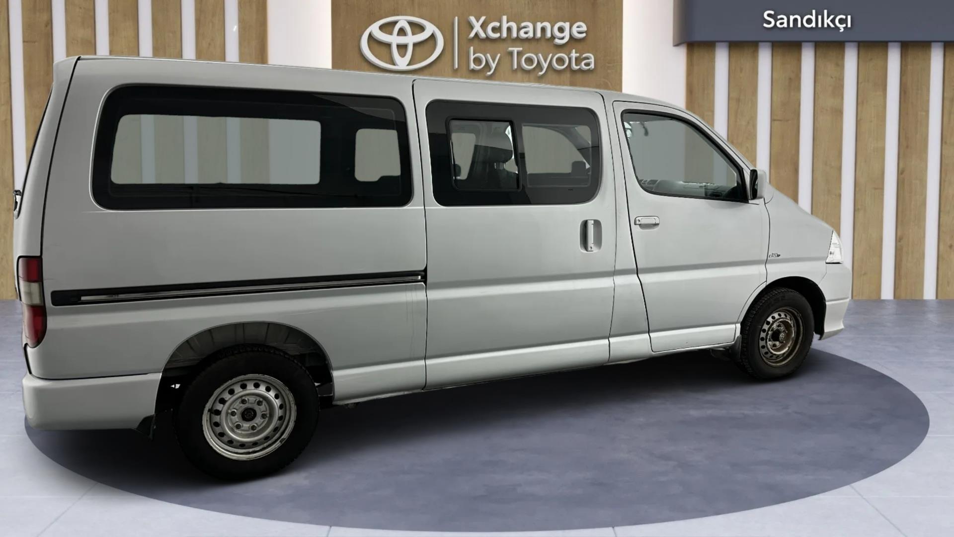 2009 TOYOTA HI-ACE 117 L