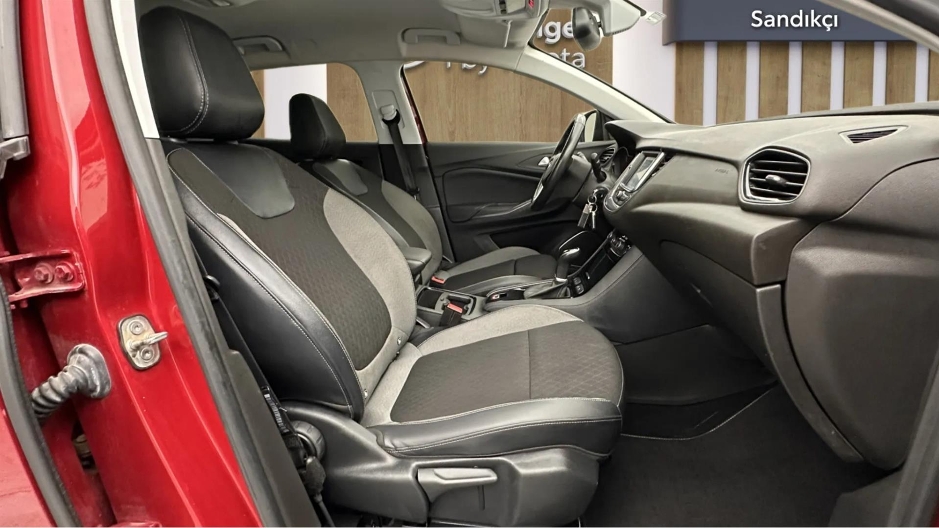 2020 OPEL Grandland X 1.2 T ENJOY BLACK EDITION