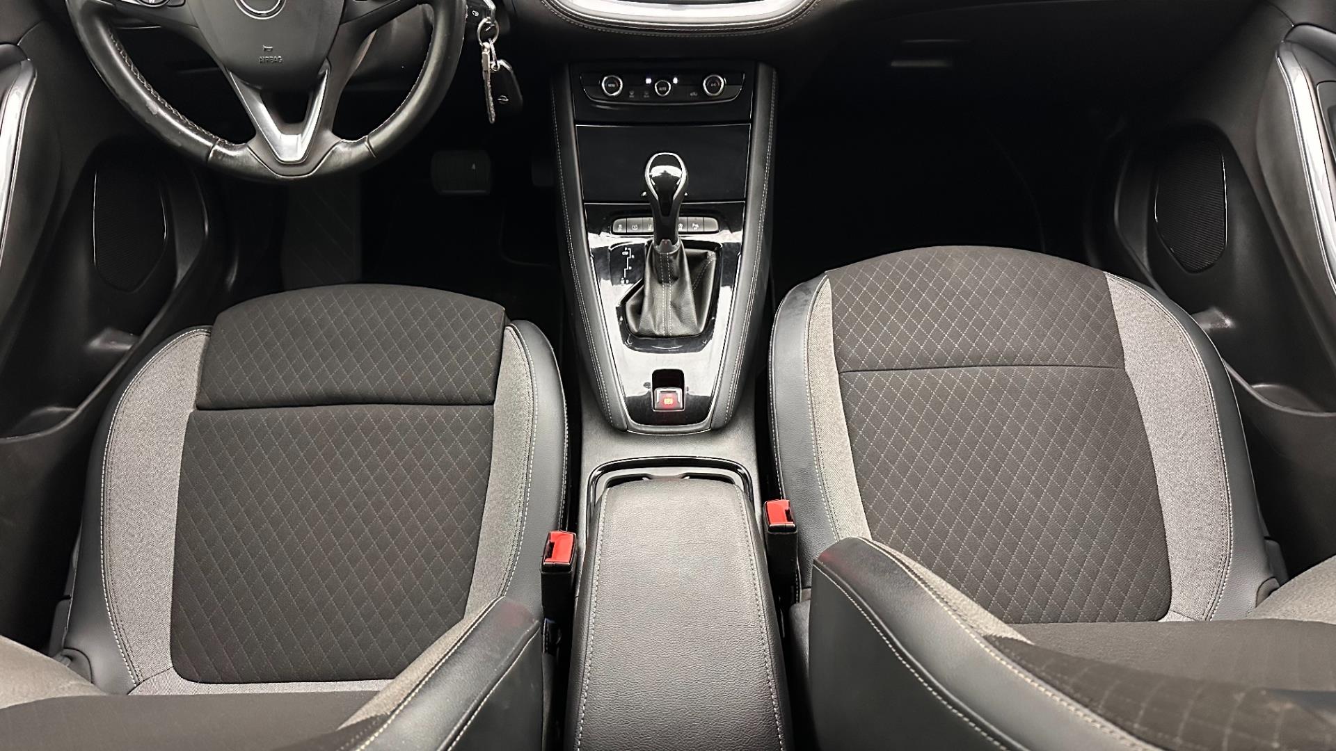 2020 OPEL Grandland X 1.2 T ENJOY BLACK EDITION
