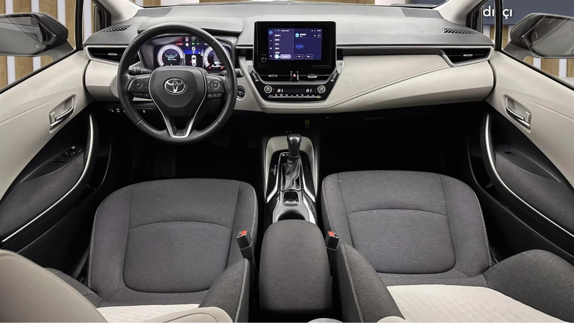 2023 TOYOTA COROLLA 1.8 HYBRID DREAM E-CVT