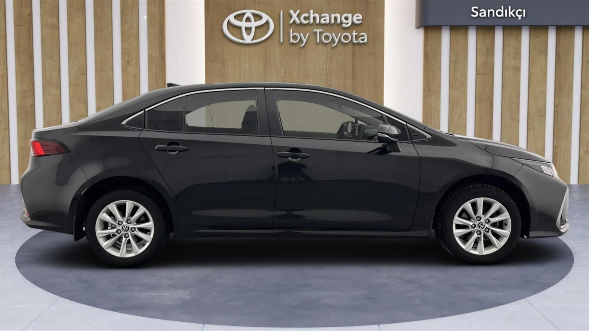2023 TOYOTA COROLLA 1.8 HYBRID DREAM E-CVT