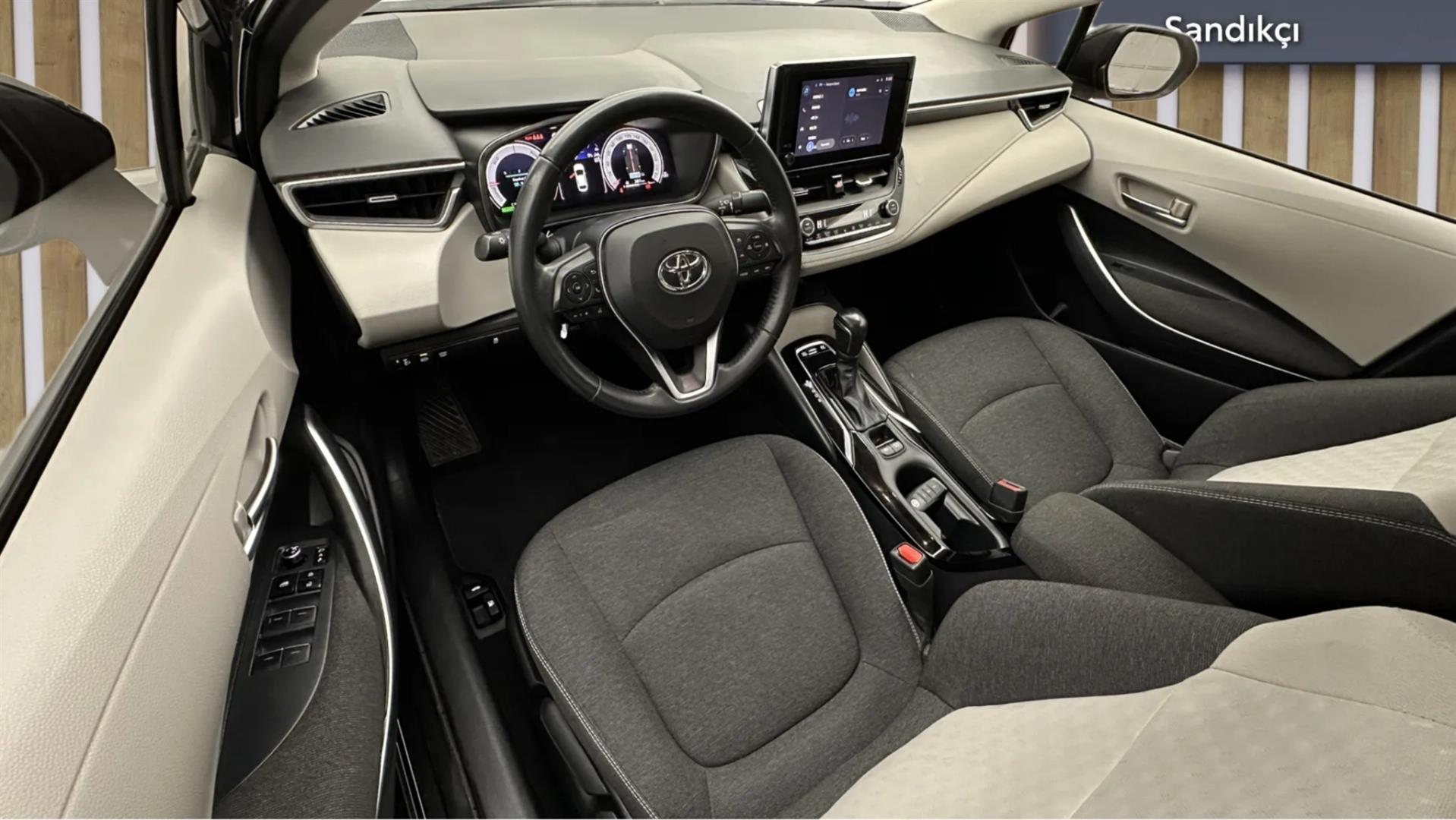 2023 TOYOTA COROLLA 1.8 HYBRID DREAM E-CVT