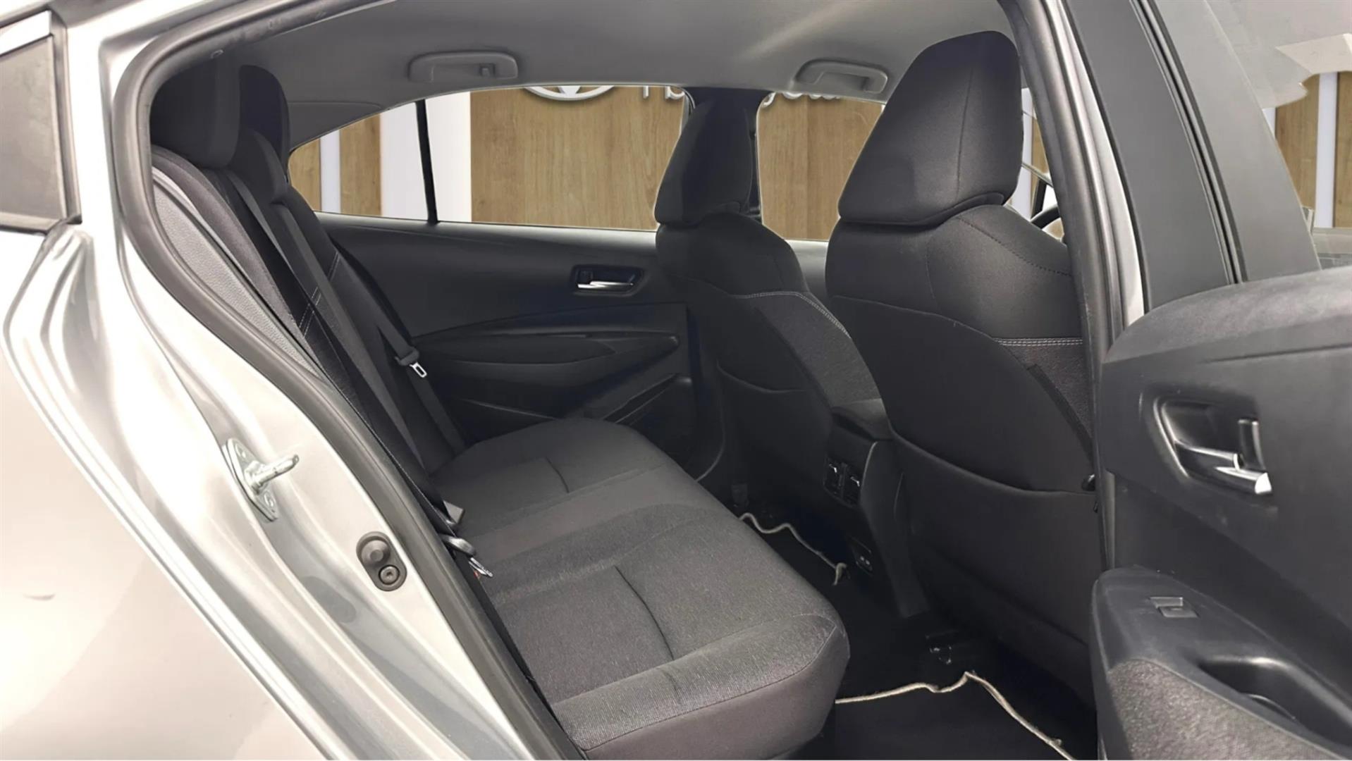 2023 TOYOTA COROLLA 1.8 HYBRID DREAM E-CVT