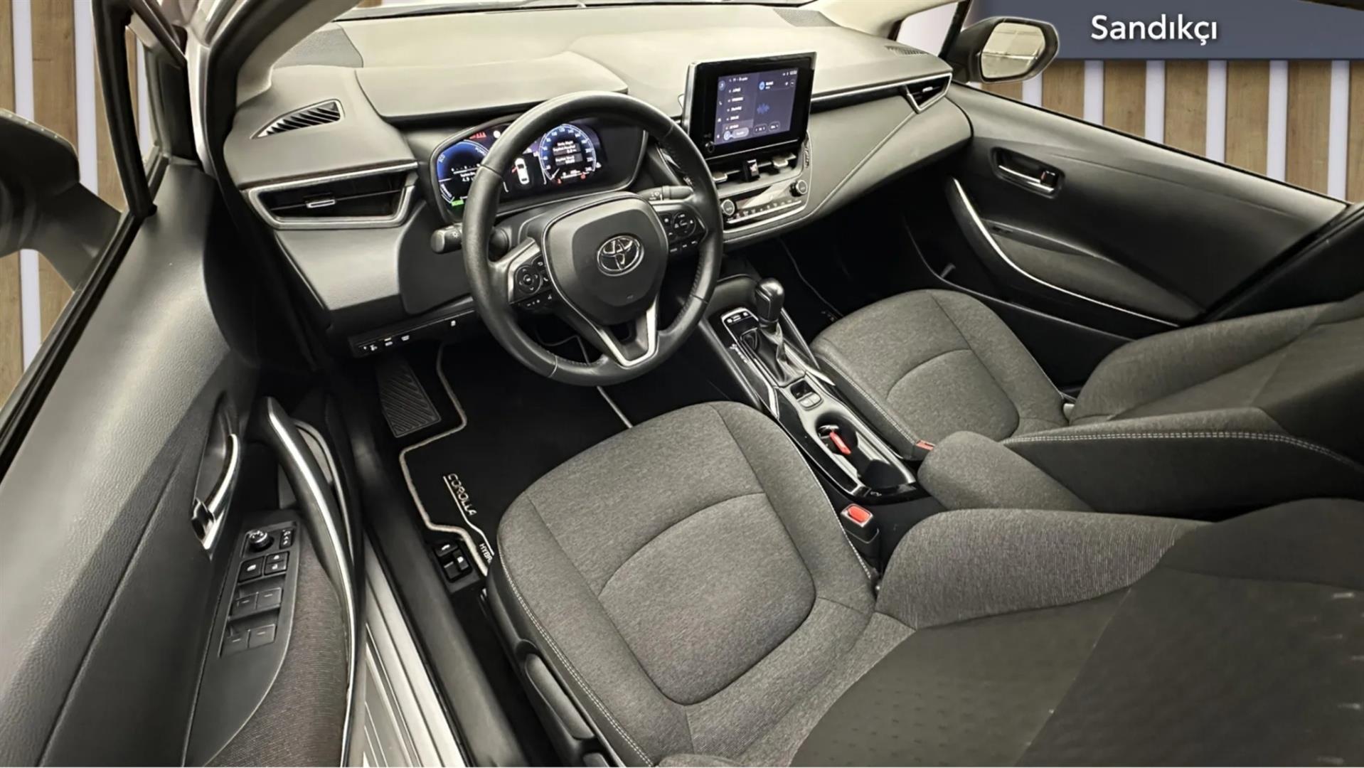 2023 TOYOTA COROLLA 1.8 HYBRID DREAM E-CVT