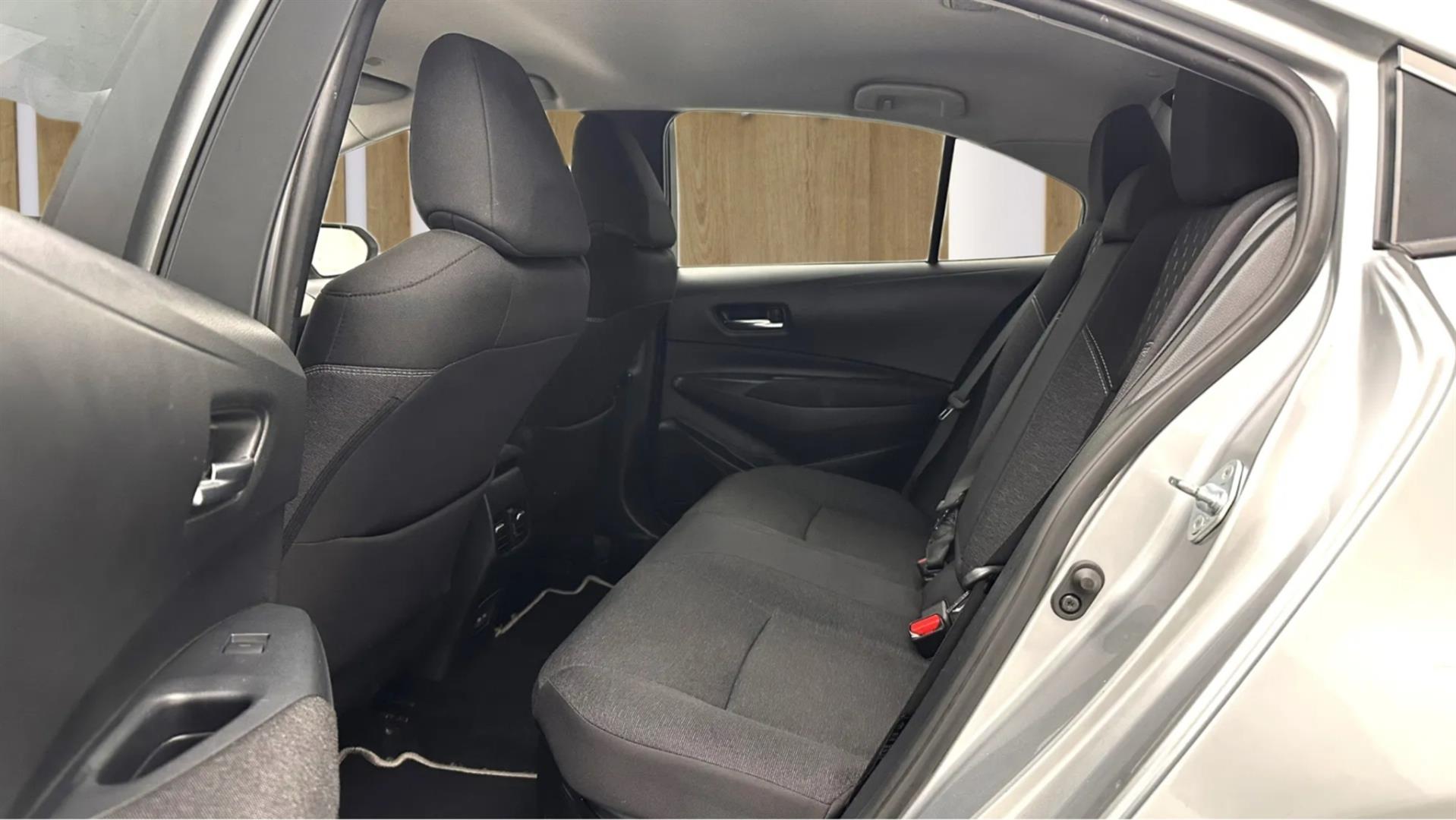 2023 TOYOTA COROLLA 1.8 HYBRID DREAM E-CVT