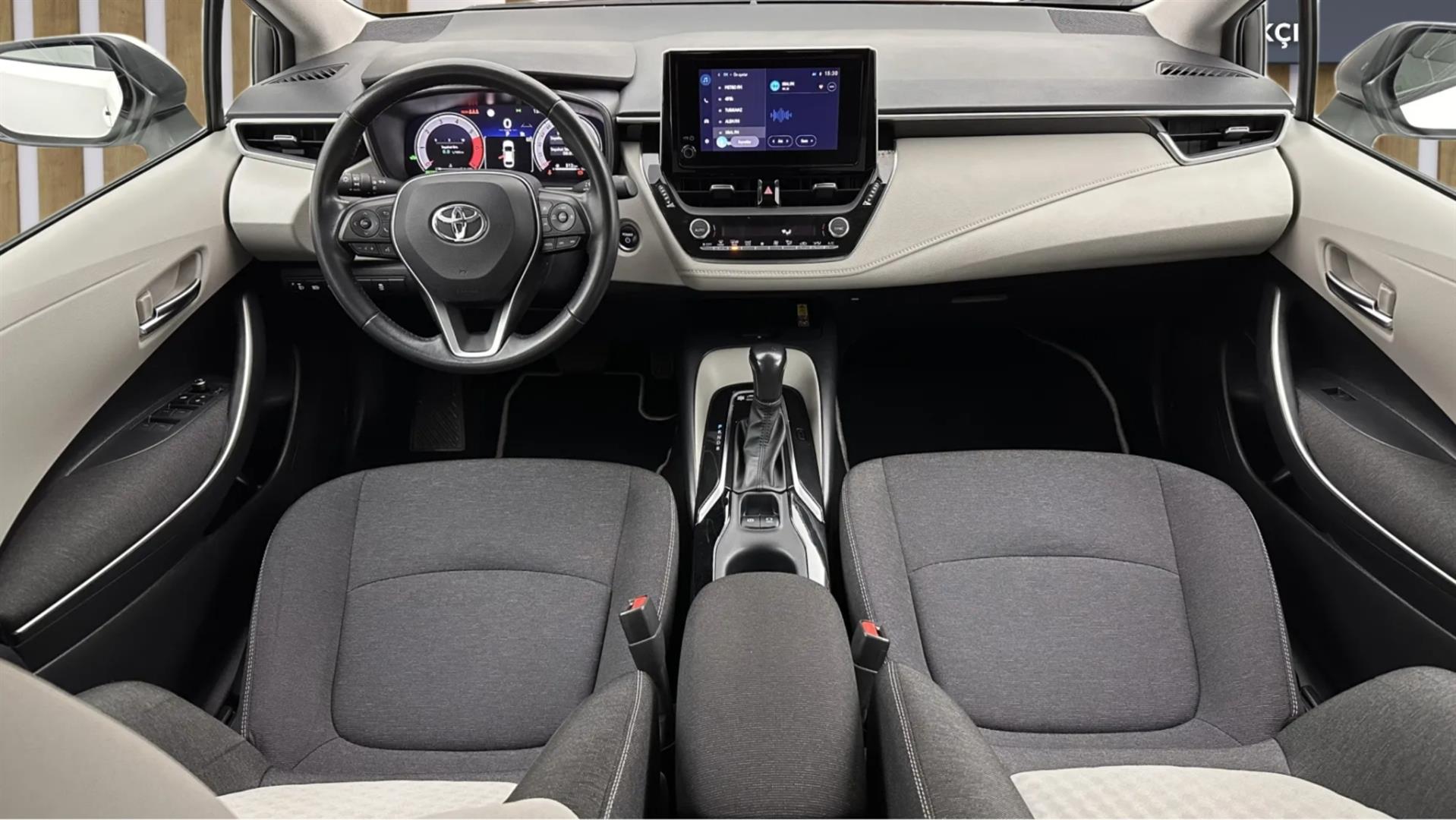 2023 TOYOTA COROLLA 1.8 HYBRID DREAM E-CVT