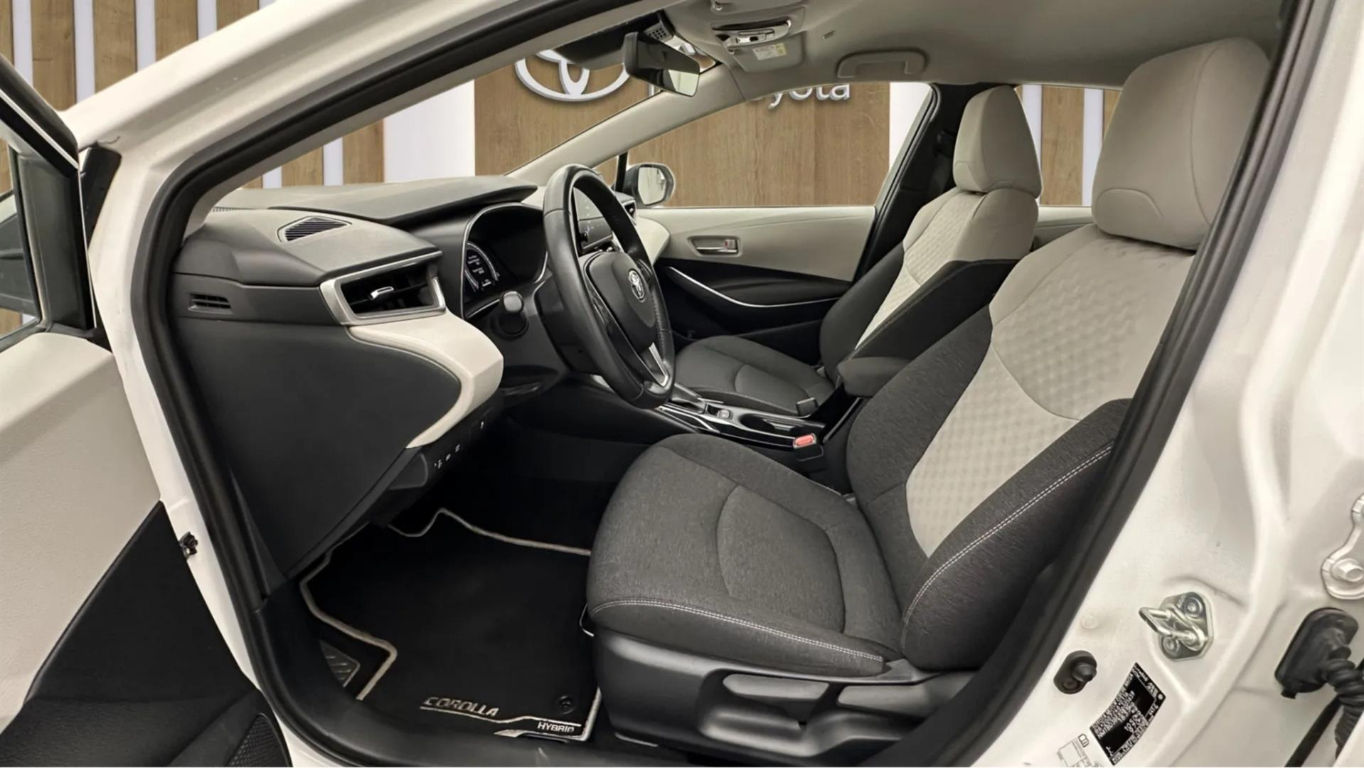 2023 TOYOTA COROLLA 1.8 HYBRID DREAM E-CVT