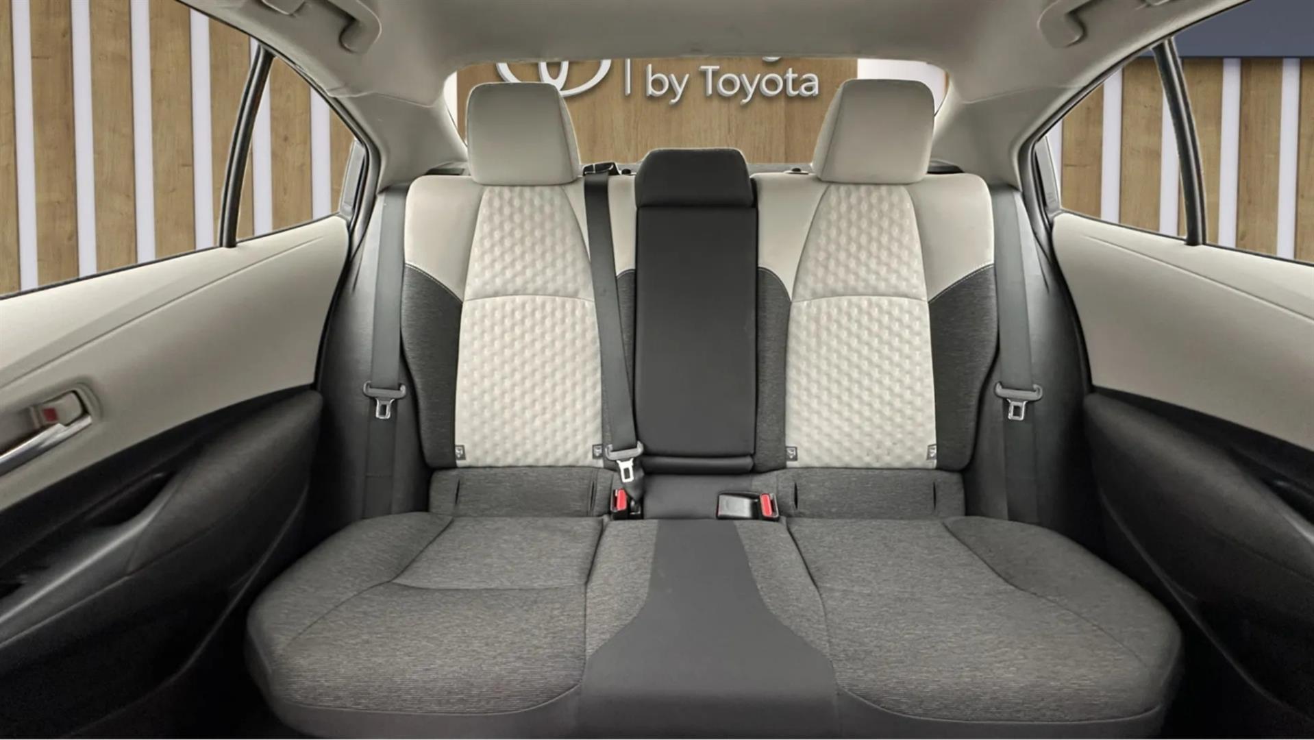 2023 TOYOTA COROLLA 1.8 HYBRID DREAM E-CVT