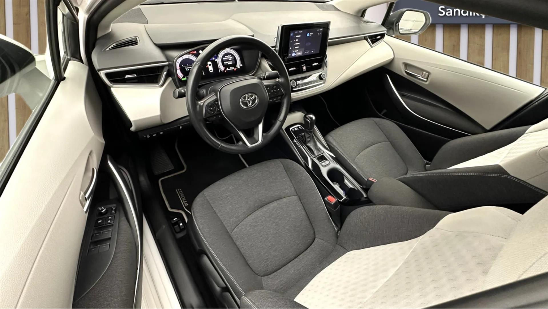 2023 TOYOTA COROLLA 1.8 HYBRID DREAM E-CVT