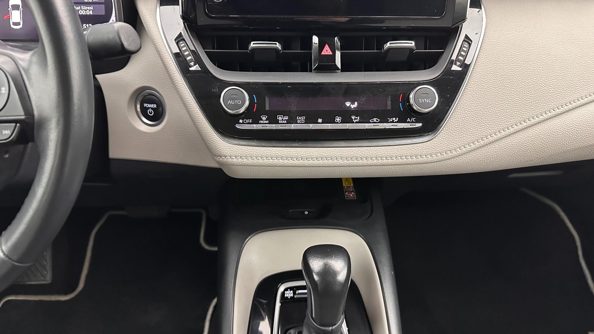 2023 TOYOTA COROLLA 1.8 HYBRID DREAM E-CVT