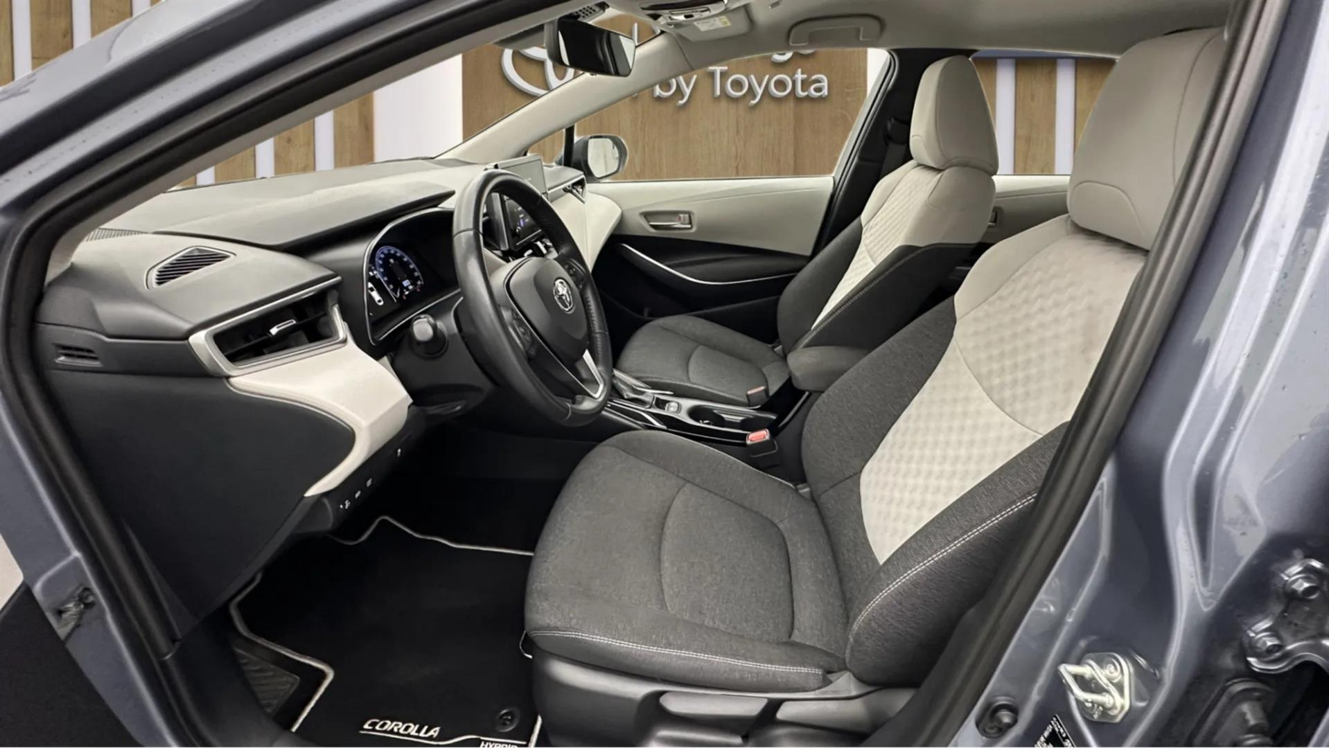 2023 TOYOTA COROLLA 1.8 HYBRID DREAM E-CVT