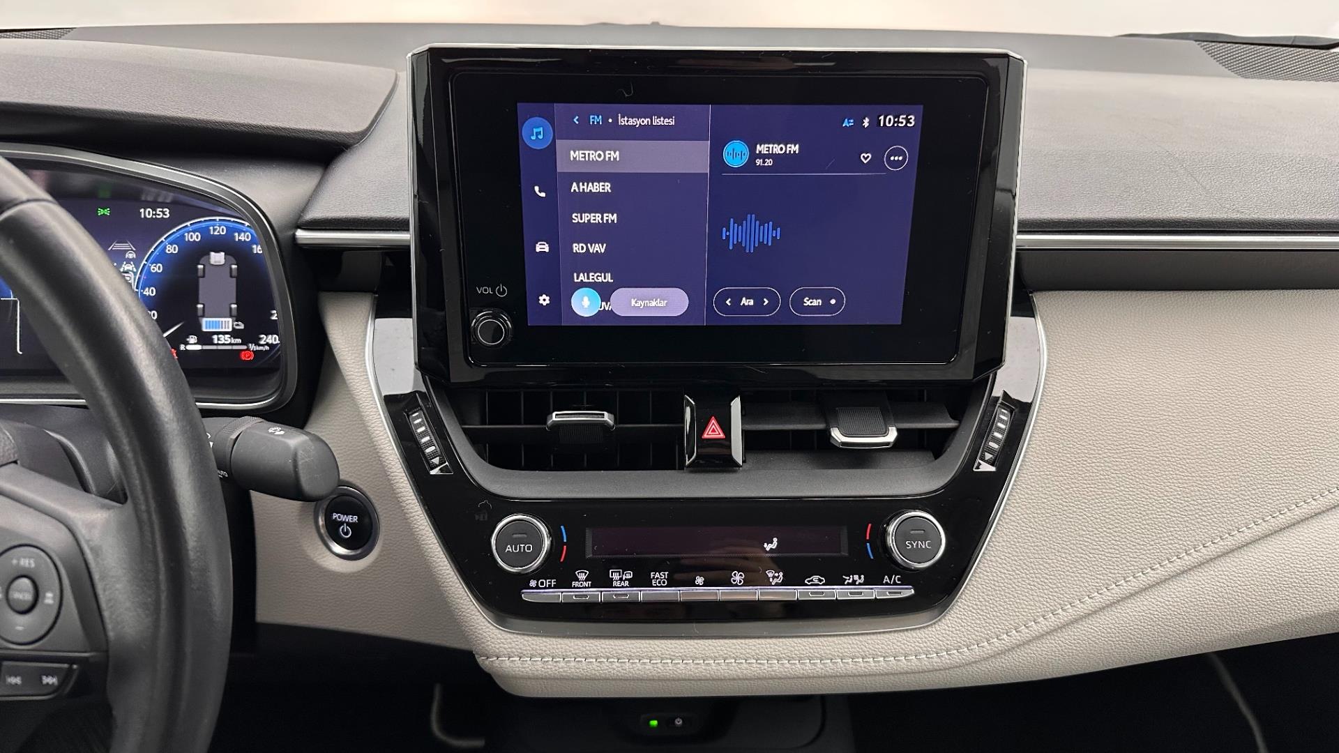 2023 TOYOTA COROLLA 1.8 HYBRID DREAM E-CVT