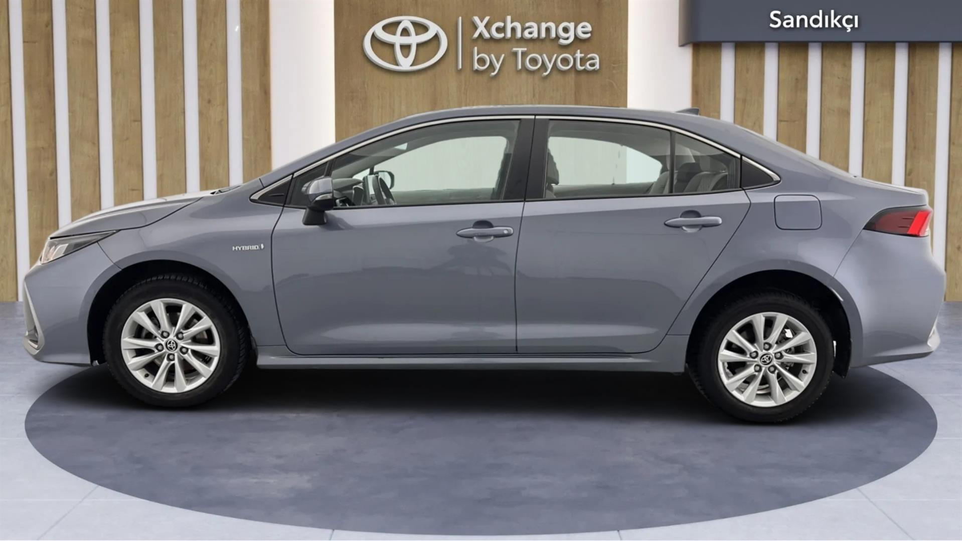 2023 TOYOTA COROLLA 1.8 HYBRID DREAM E-CVT