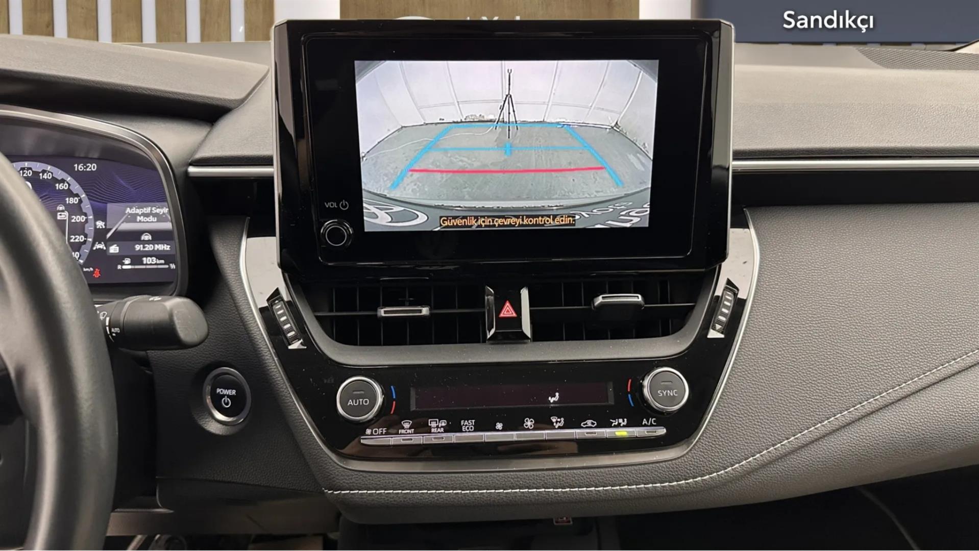 2023 TOYOTA COROLLA 1.8 HYBRID DREAM E-CVT