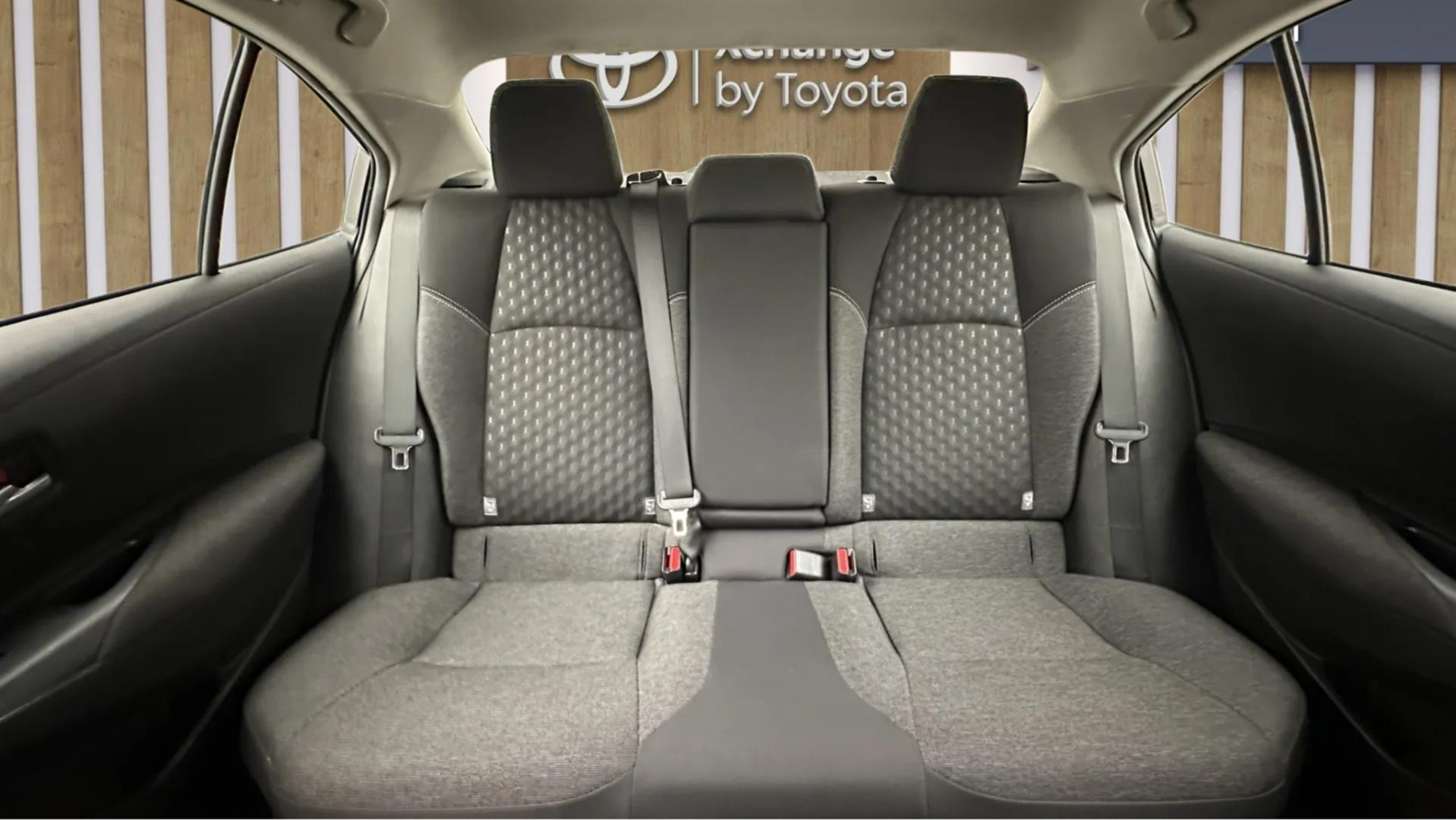 2023 TOYOTA COROLLA 1.8 HYBRID DREAM E-CVT