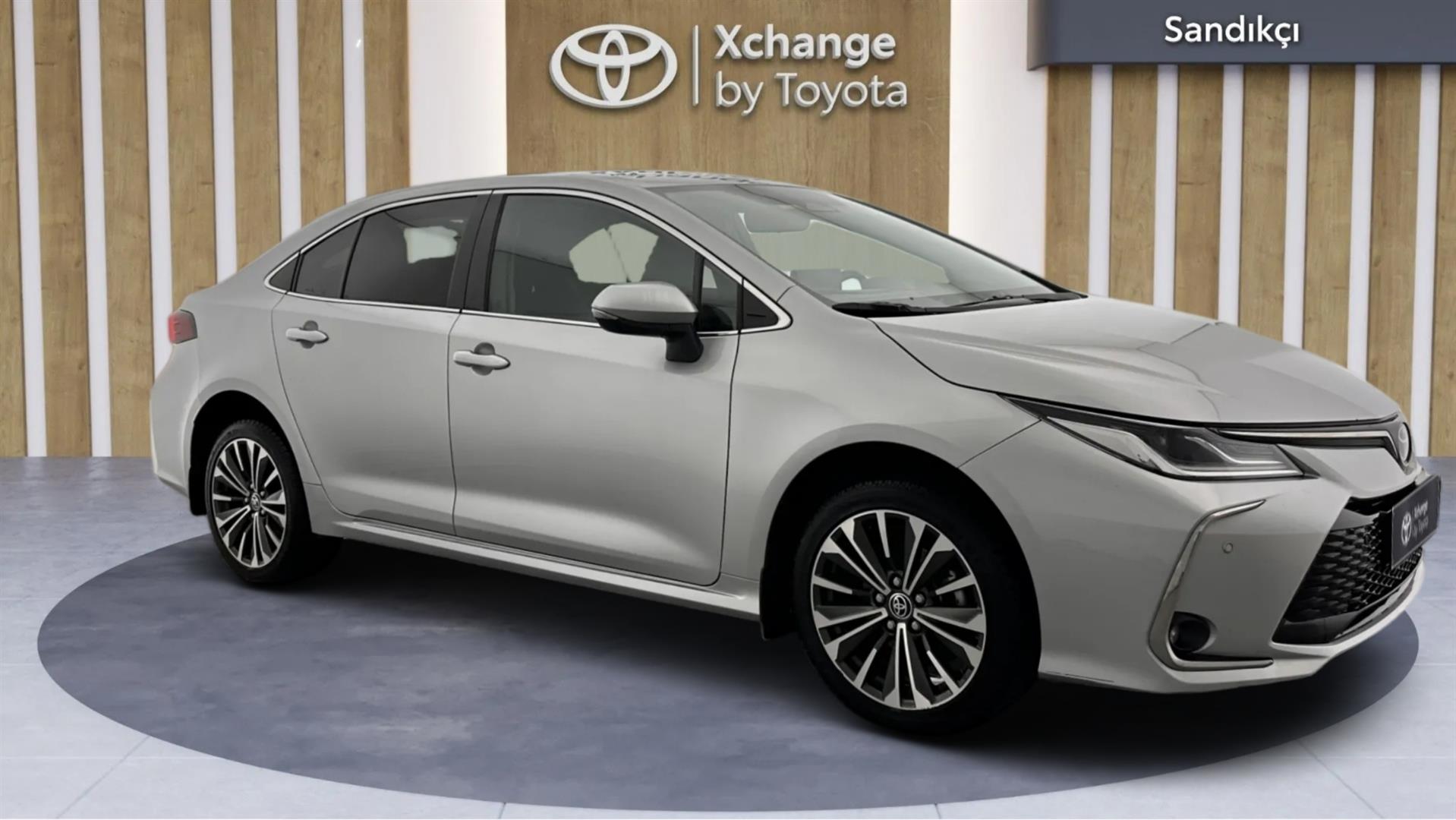2023 TOYOTA COROLLA 1.8 HYBRID PASSION X-PACK E-CVT