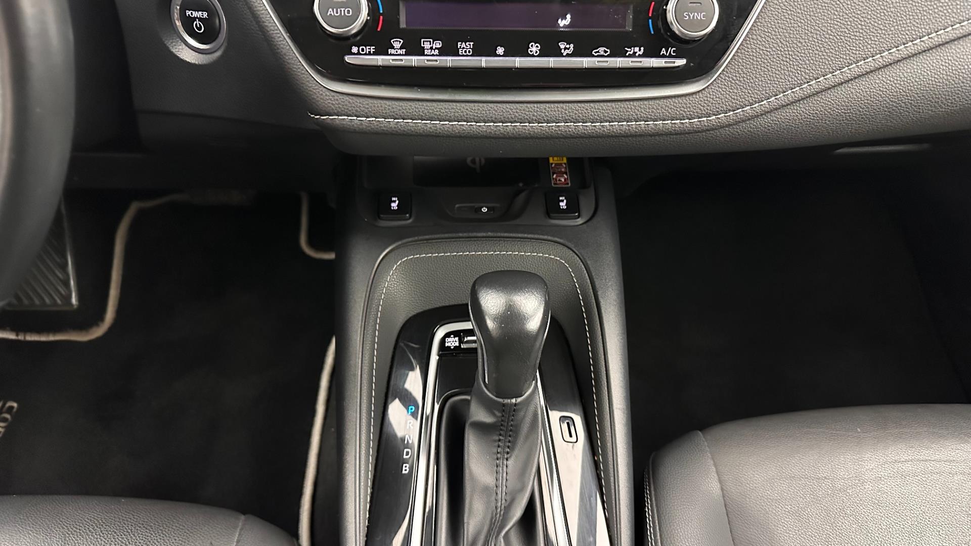 2023 TOYOTA COROLLA 1.8 HYBRID PASSION X-PACK E-CVT