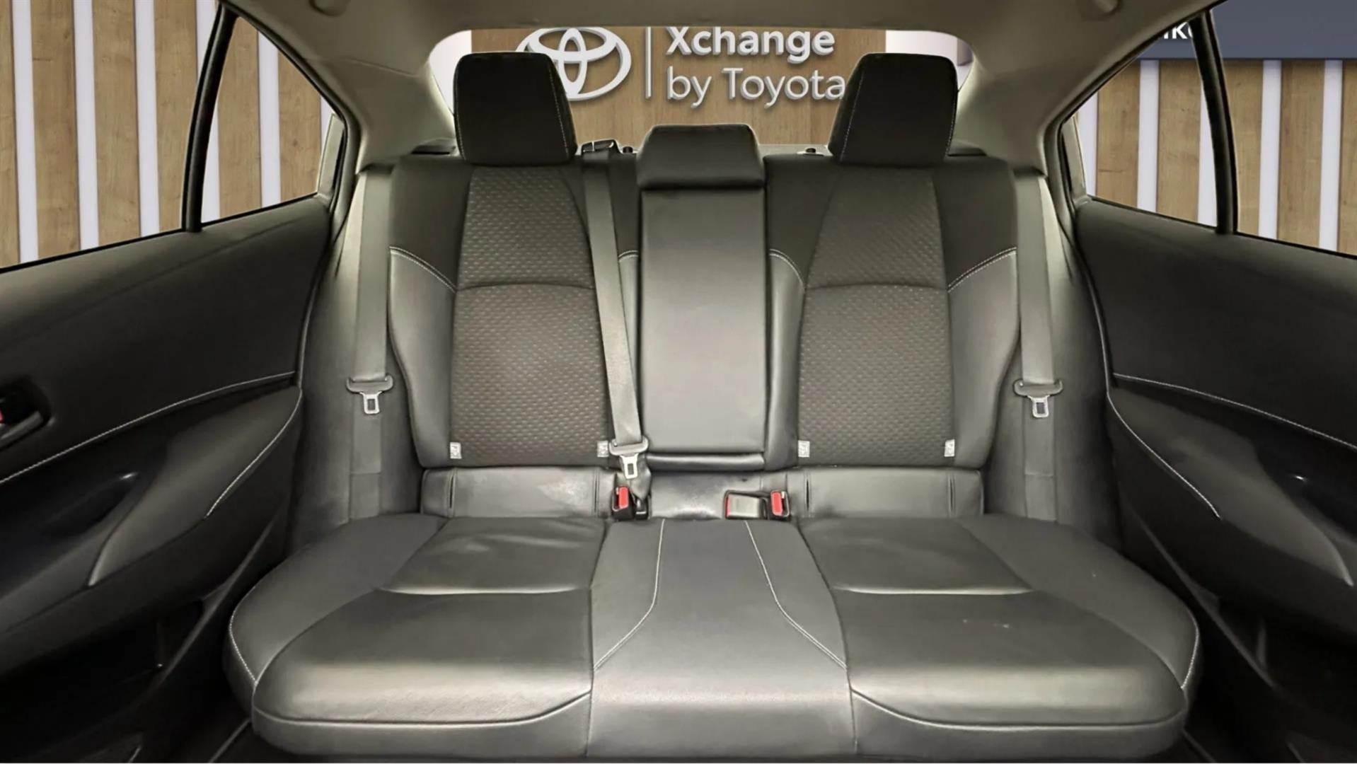2023 TOYOTA COROLLA 1.8 HYBRID PASSION X-PACK E-CVT