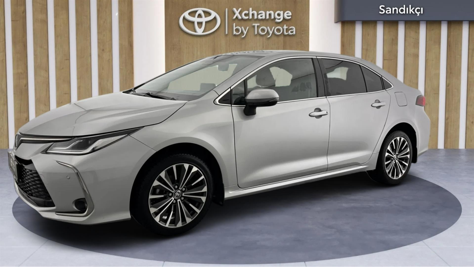 2023 TOYOTA COROLLA 1.8 HYBRID PASSION X-PACK E-CVT