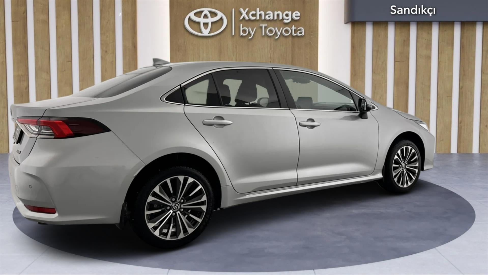 2023 TOYOTA COROLLA 1.8 HYBRID PASSION X-PACK E-CVT