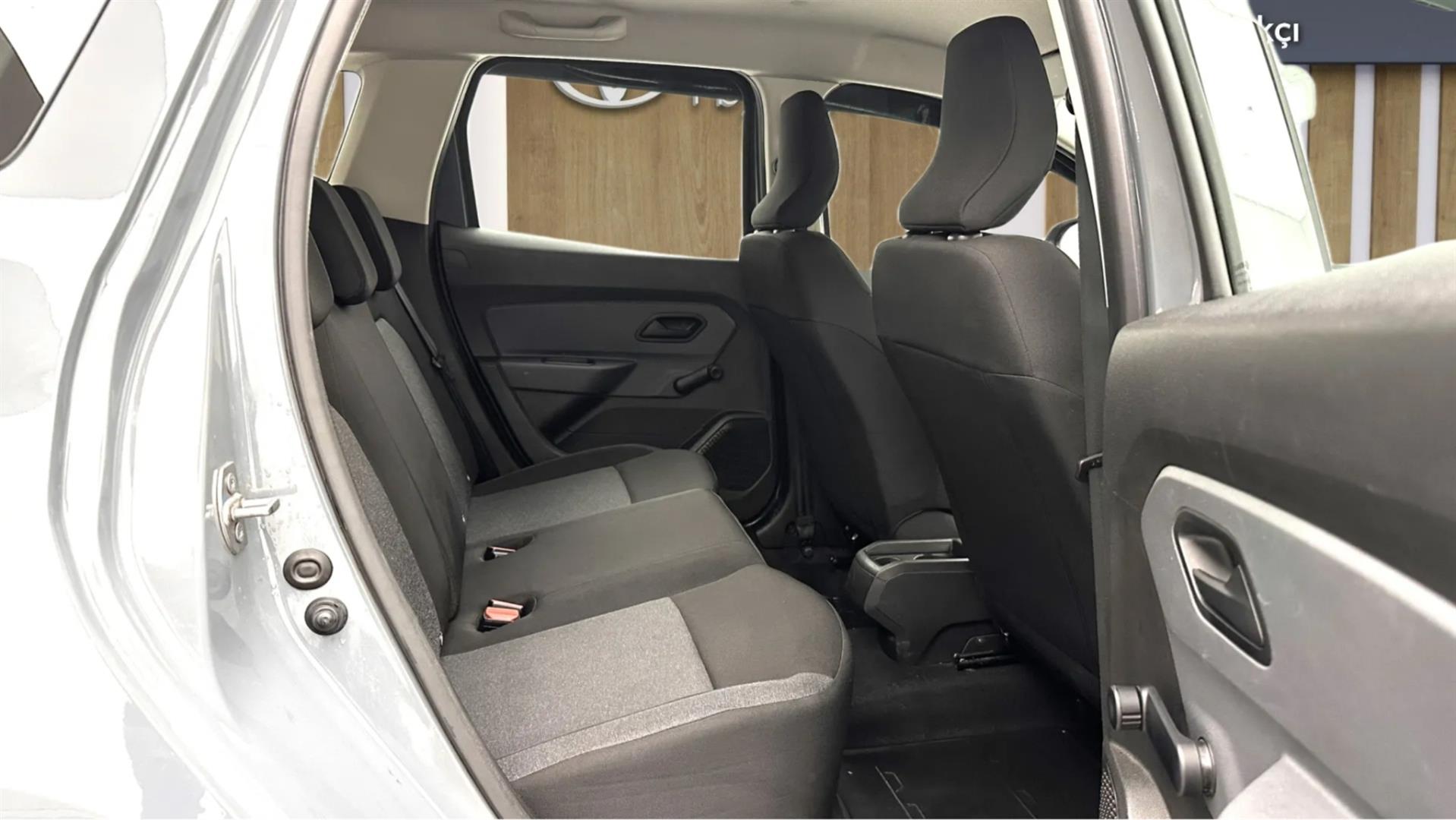 2023 DACIA DUSTER 1.0 TCE ESSENTIAL