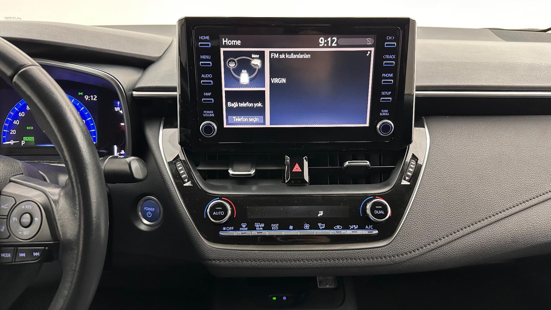 2022 TOYOTA COROLLA 1.8 HYBRID FLAME E-CVT