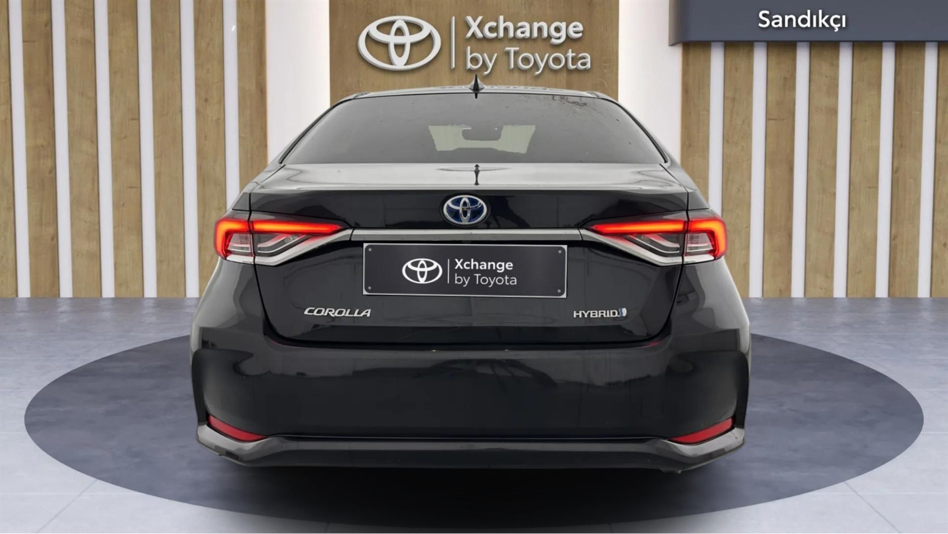 2022 TOYOTA COROLLA 1.8 HYBRID FLAME E-CVT