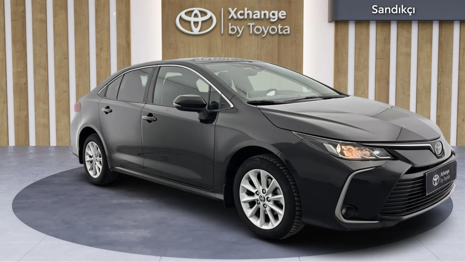 2022 TOYOTA COROLLA 1.8 HYBRID FLAME E-CVT