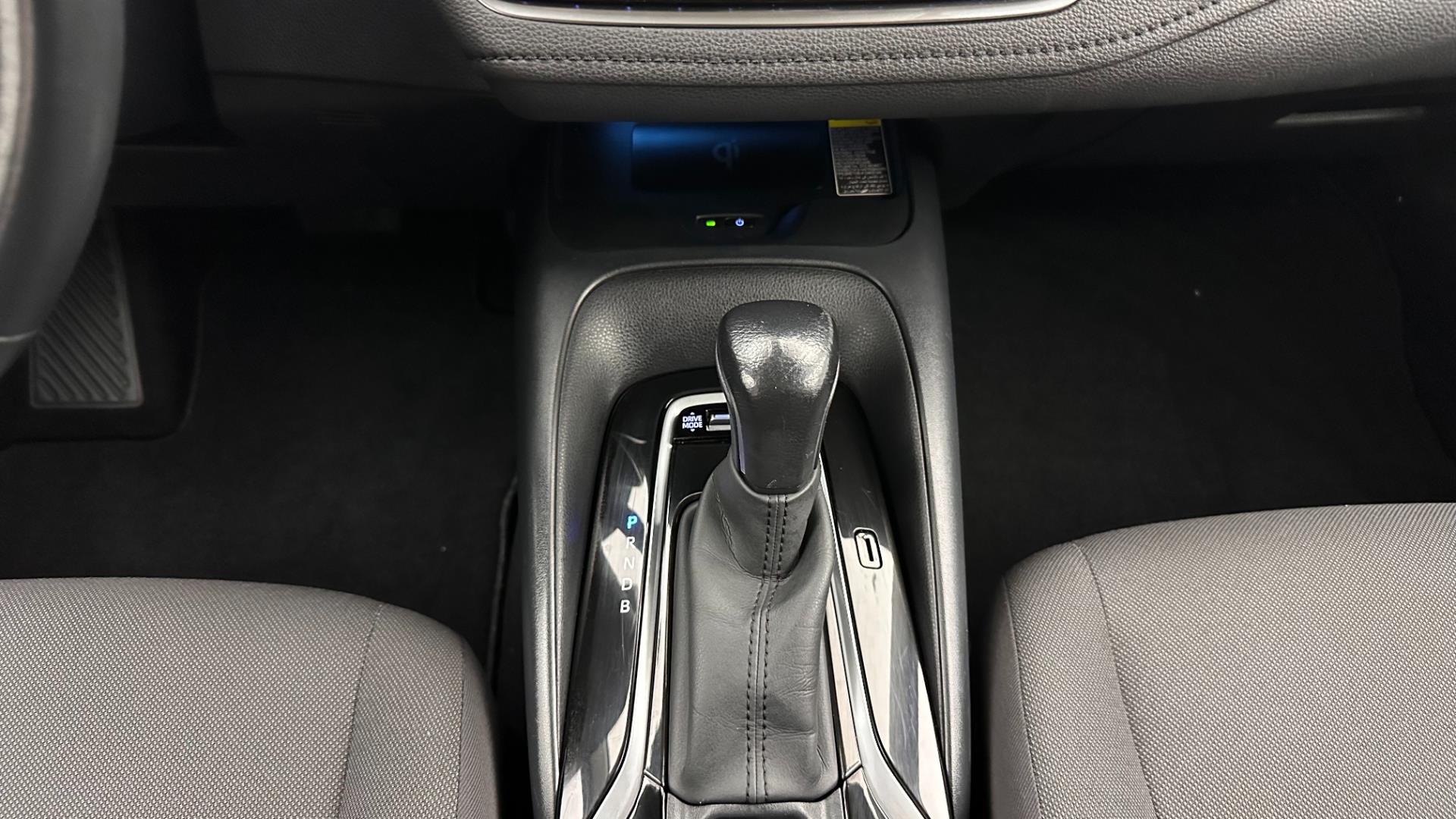 2022 TOYOTA COROLLA 1.8 HYBRID FLAME E-CVT