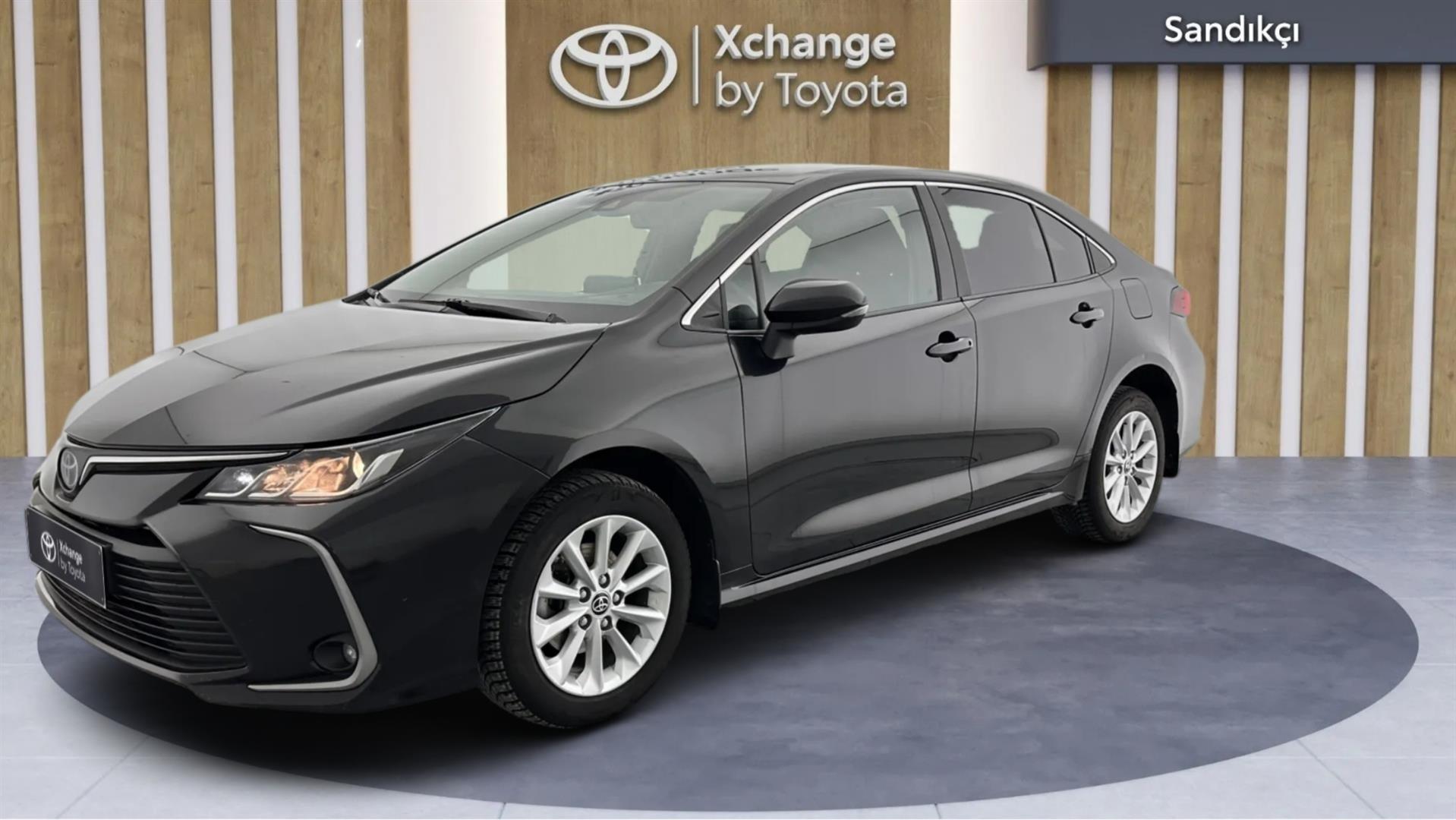 2022 TOYOTA COROLLA 1.8 HYBRID FLAME E-CVT