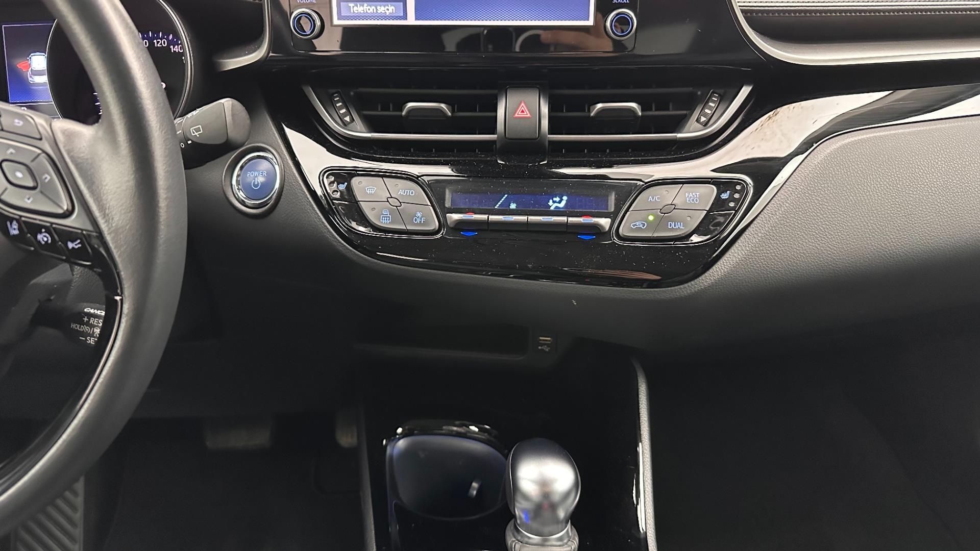 2023 TOYOTA C-HR 1.8 HYBRID 4*2 PASSION X- PACK E-CVT