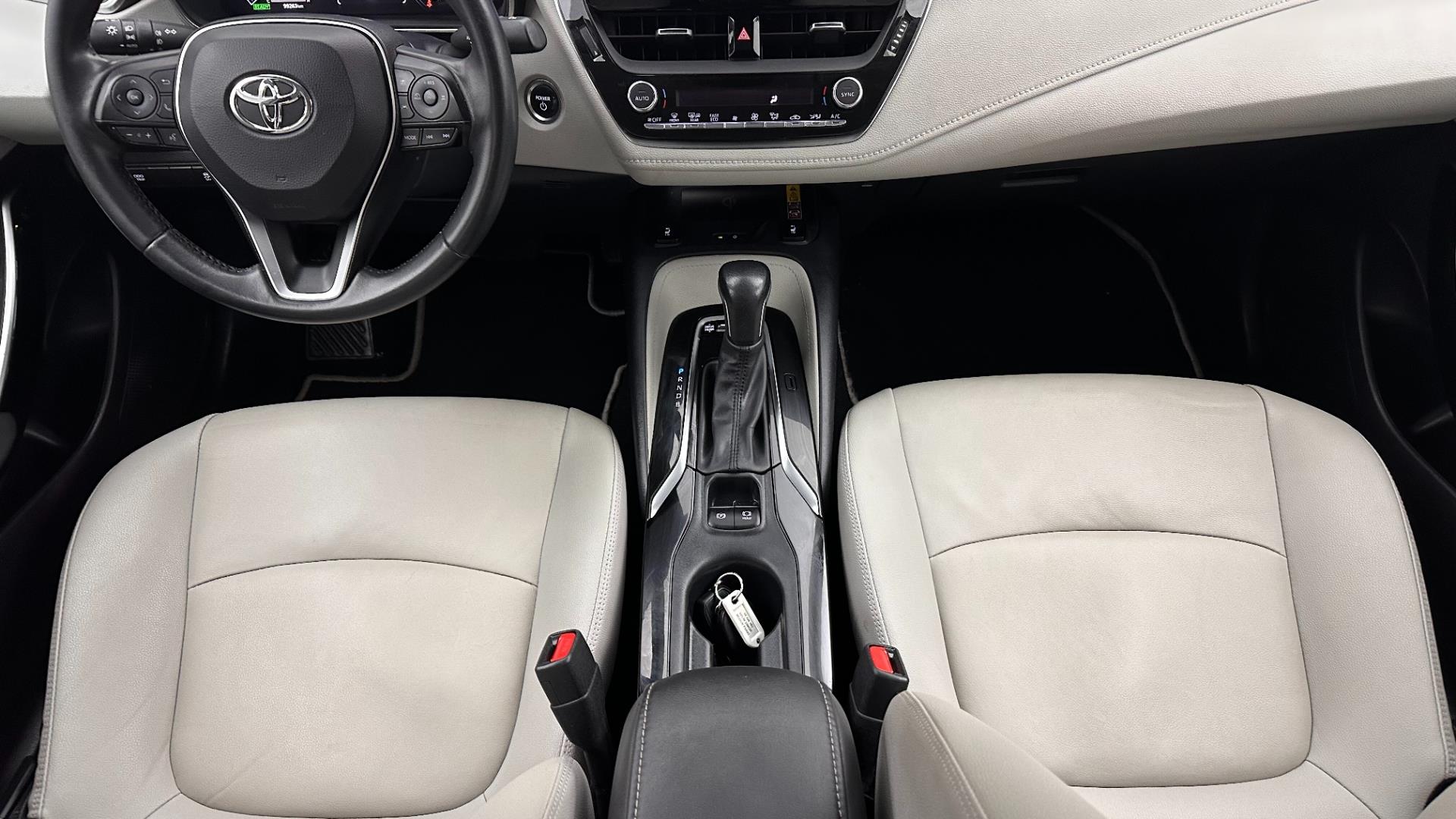 2023 TOYOTA COROLLA 1.8 HYBRID PASSION X-PACK E-CVT
