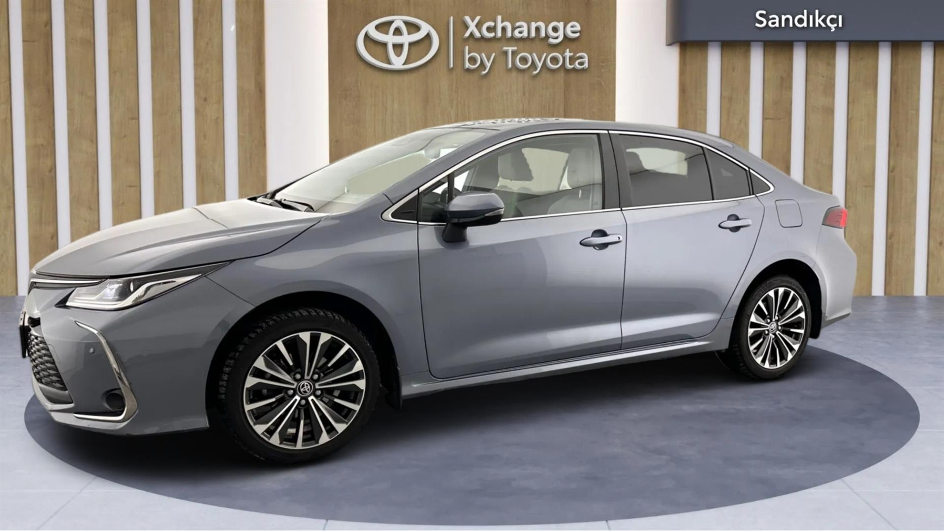 2023 TOYOTA COROLLA 1.8 HYBRID PASSION X-PACK E-CVT