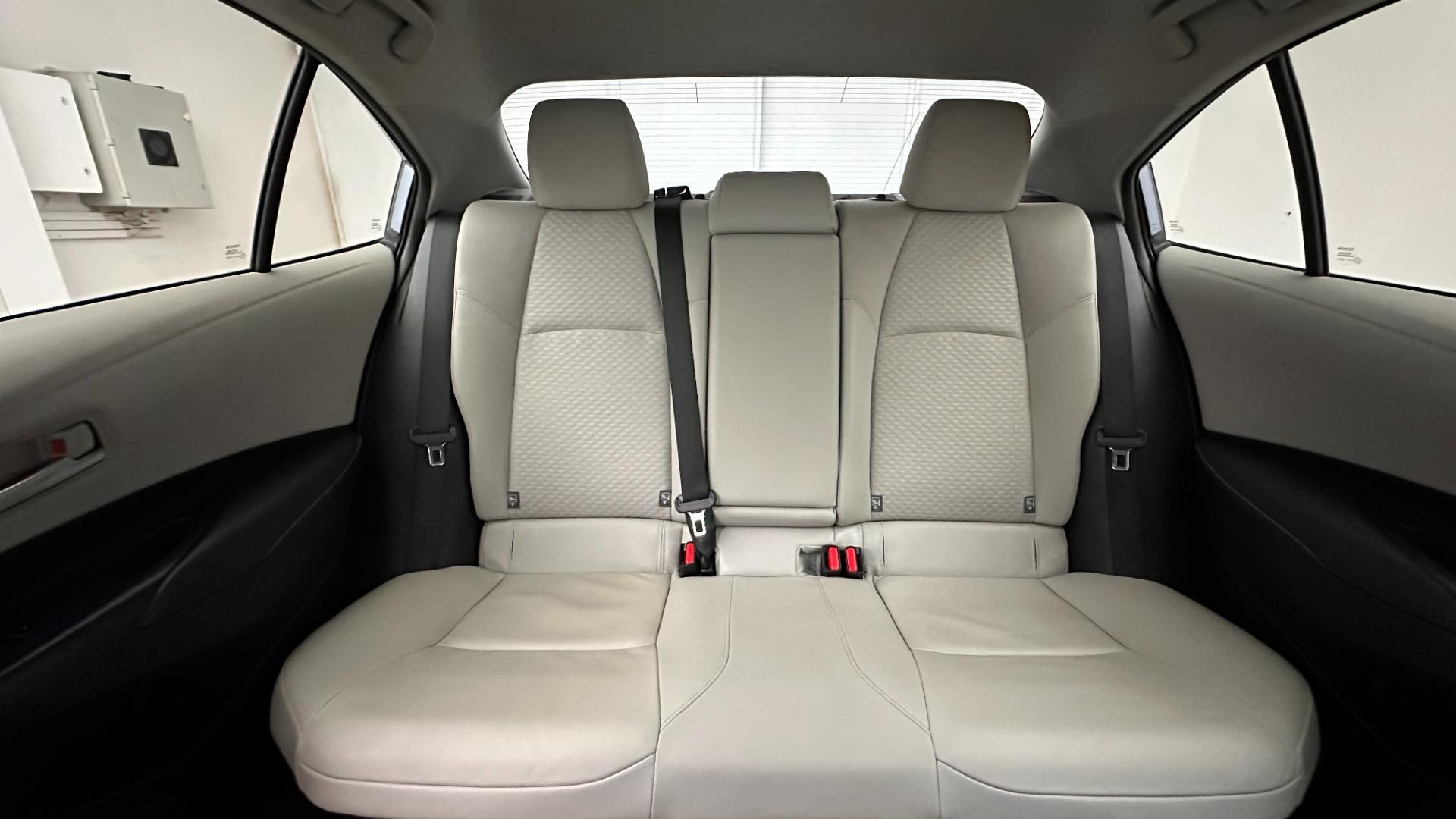 2023 TOYOTA COROLLA 1.8 HYBRID PASSION X-PACK E-CVT