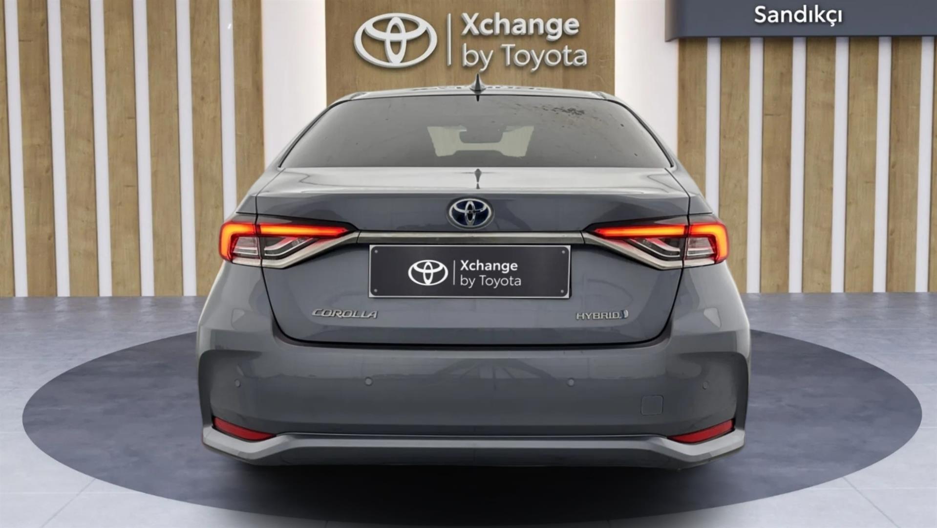 2023 TOYOTA COROLLA 1.8 HYBRID PASSION X-PACK E-CVT