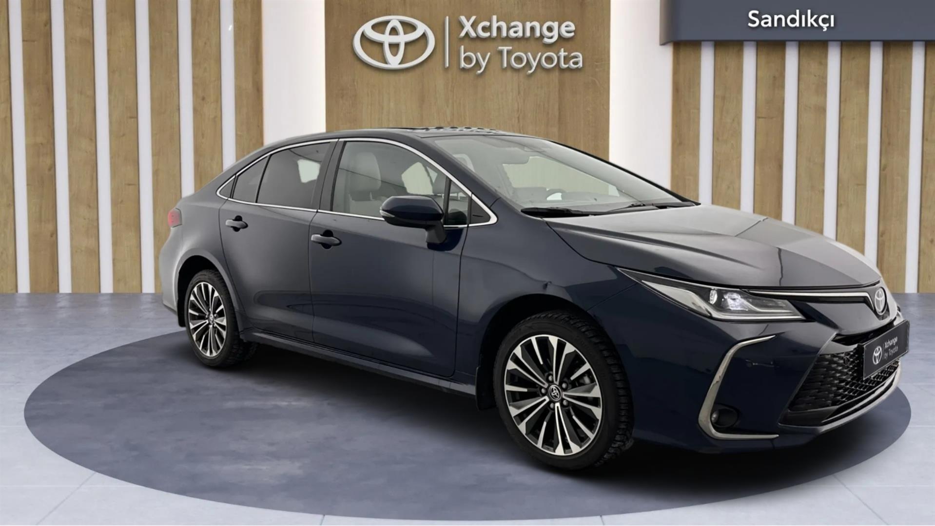 2023 TOYOTA COROLLA 1.8 HYBRID PASSION X-PACK E-CVT