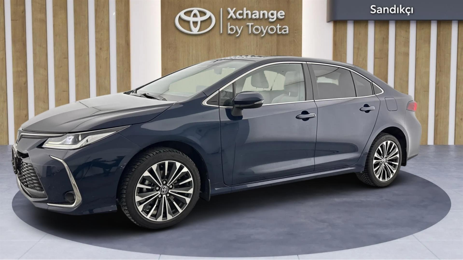 2023 TOYOTA COROLLA 1.8 HYBRID PASSION X-PACK E-CVT