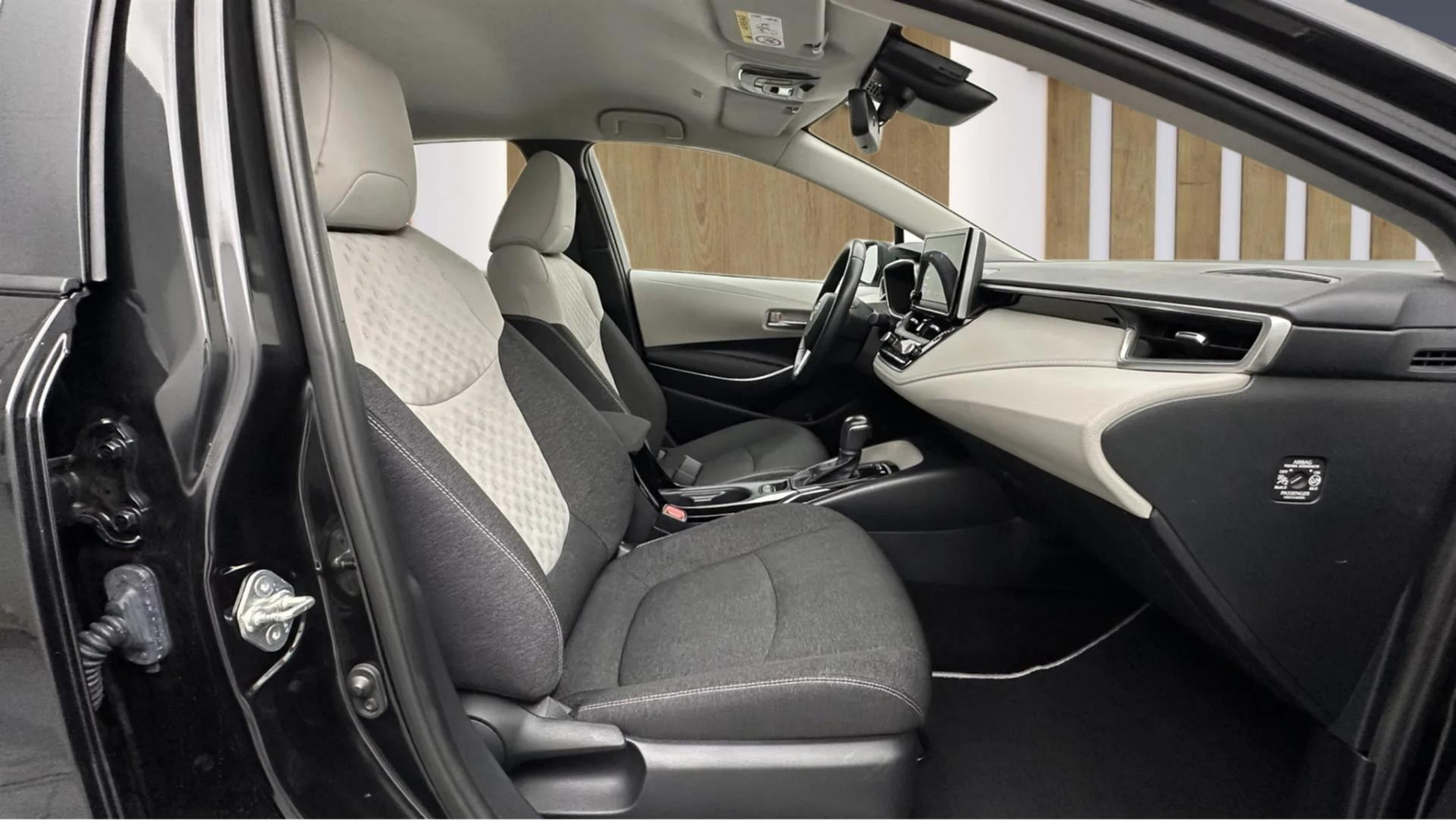2023 TOYOTA COROLLA 1.8 HYBRID DREAM E-CVT
