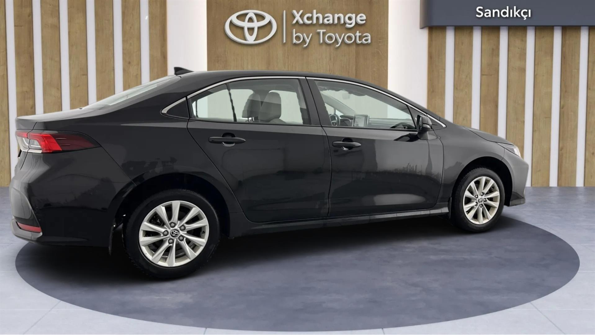 2023 TOYOTA COROLLA 1.8 HYBRID DREAM E-CVT