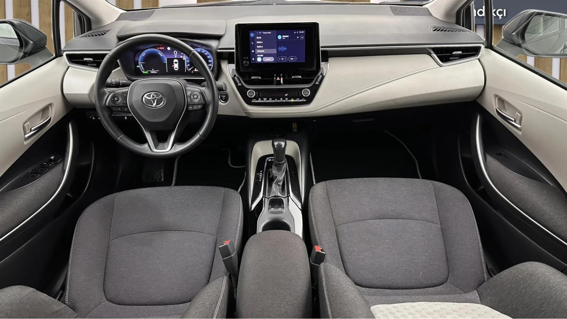 2023 TOYOTA COROLLA 1.8 HYBRID DREAM E-CVT