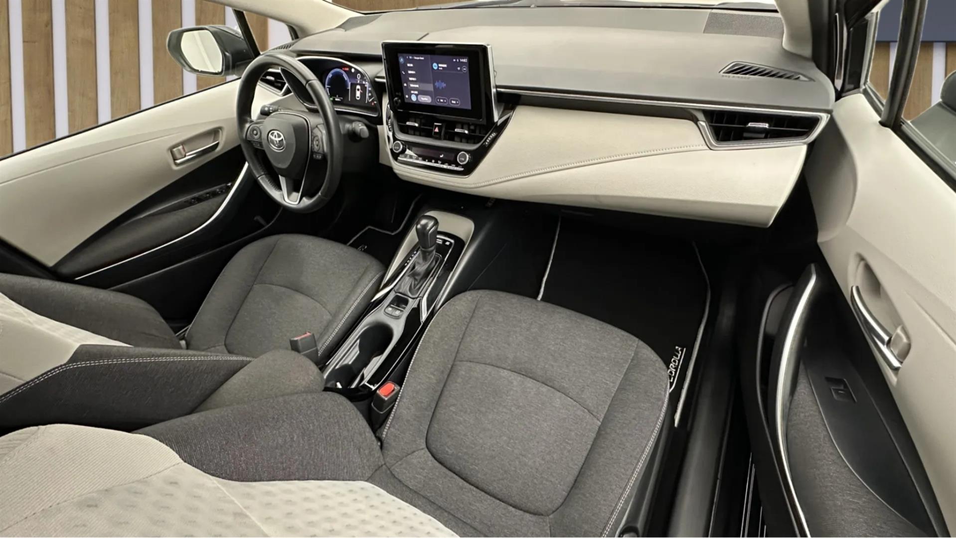 2023 TOYOTA COROLLA 1.8 HYBRID DREAM E-CVT