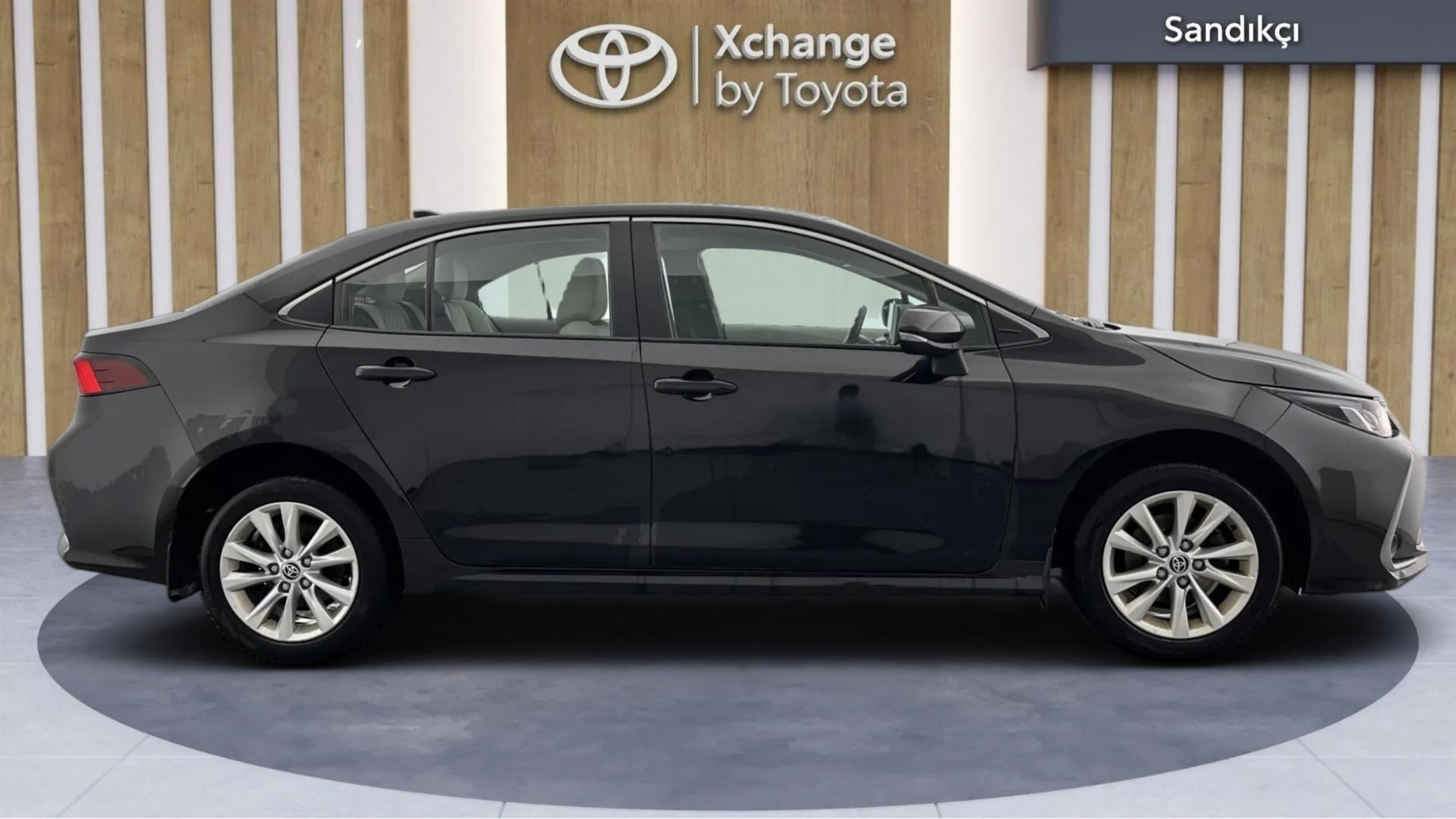 2023 TOYOTA COROLLA 1.8 HYBRID DREAM E-CVT