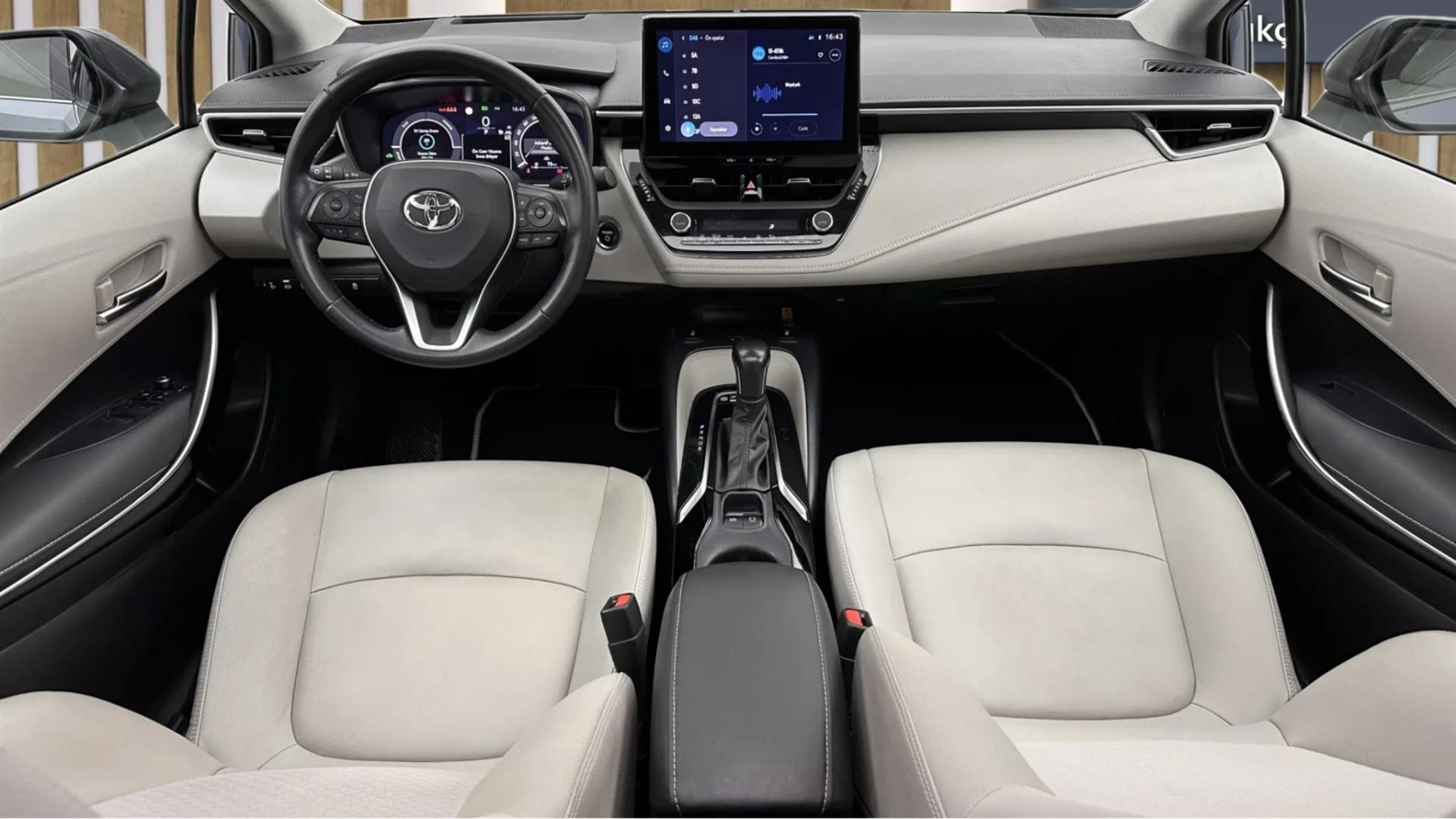 2023 TOYOTA COROLLA 1.8 HYBRID PASSION X-PACK E-CVT