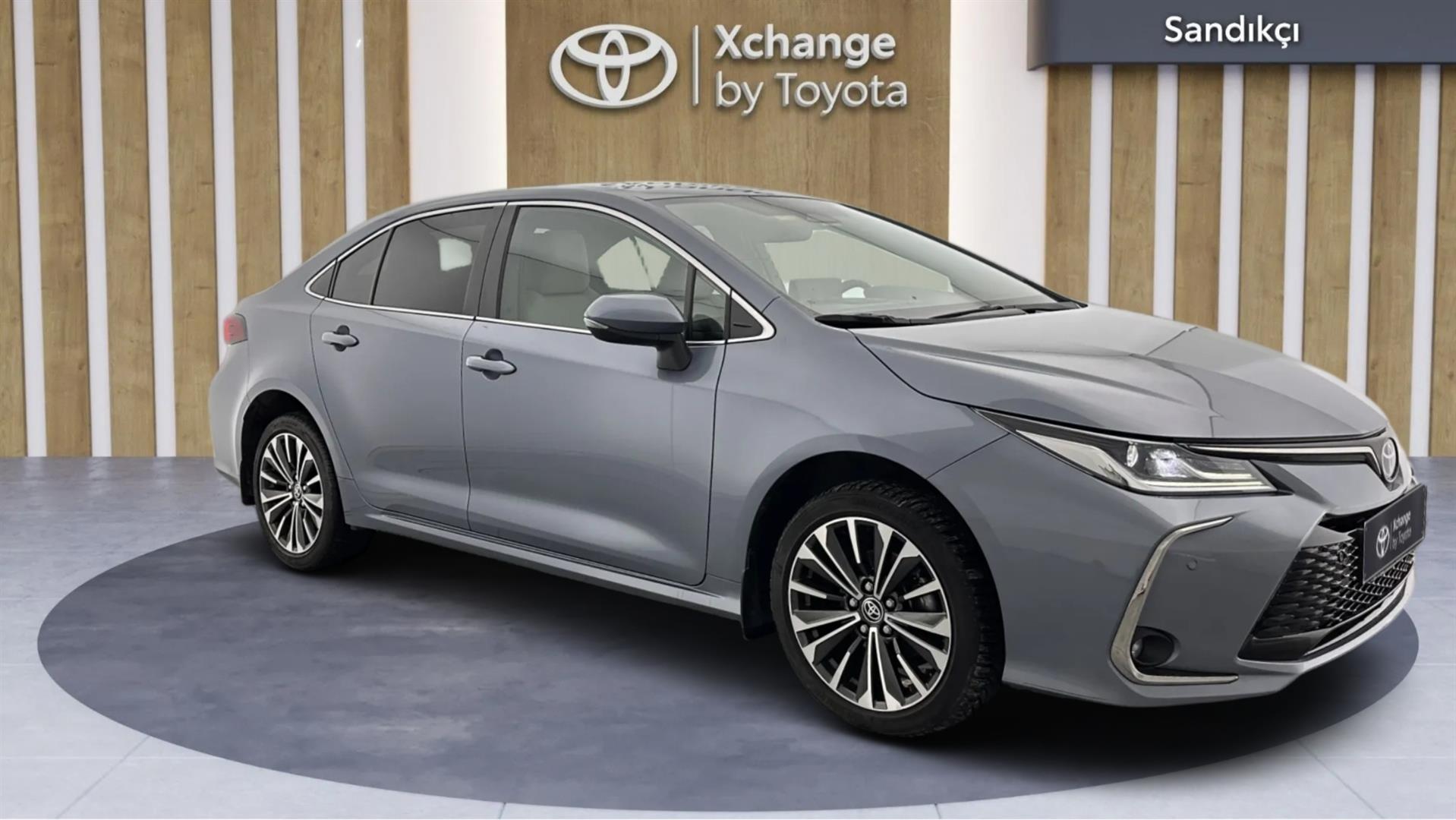 2023 TOYOTA COROLLA 1.8 HYBRID PASSION X-PACK E-CVT