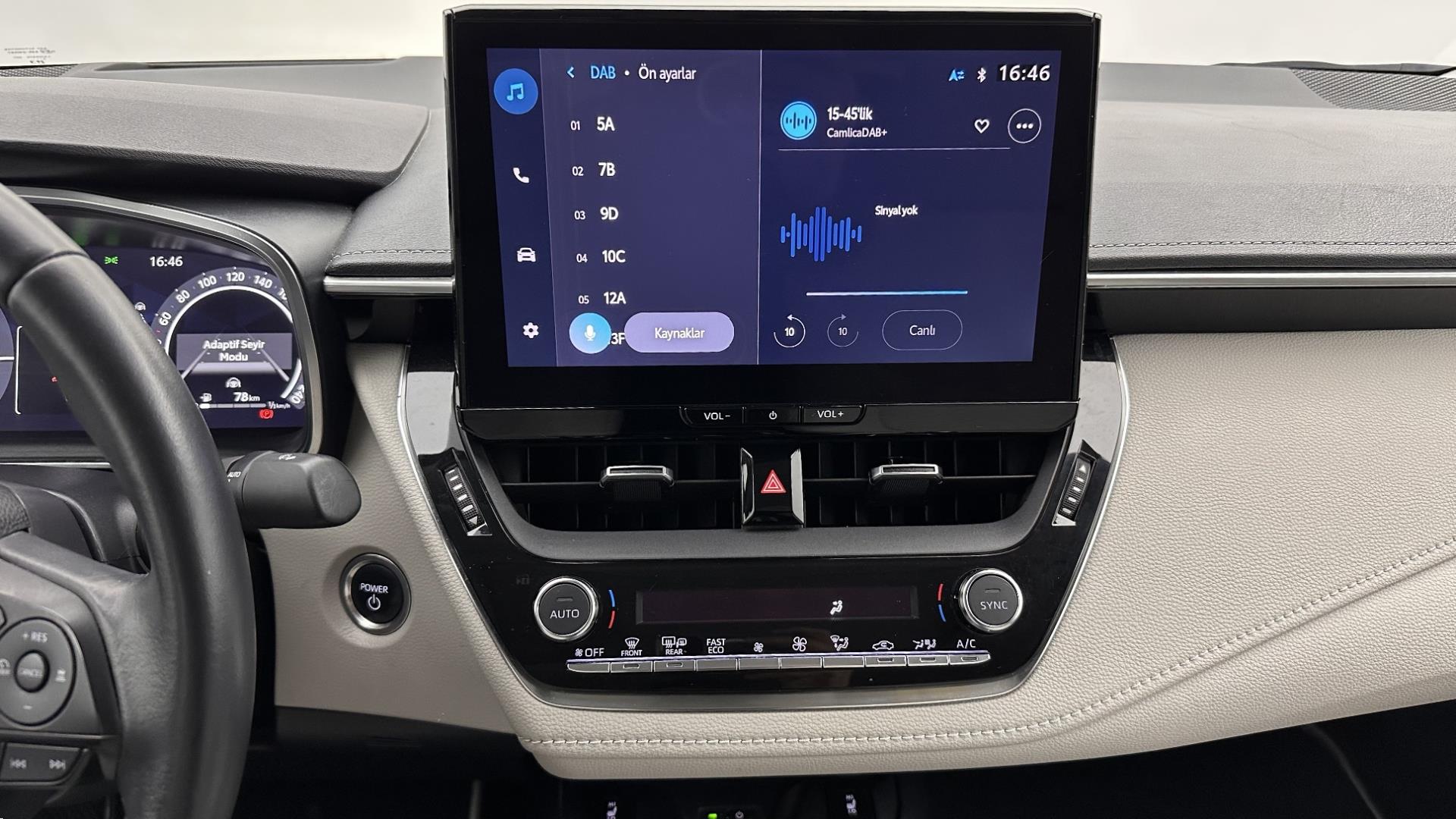 2023 TOYOTA COROLLA 1.8 HYBRID PASSION X-PACK E-CVT