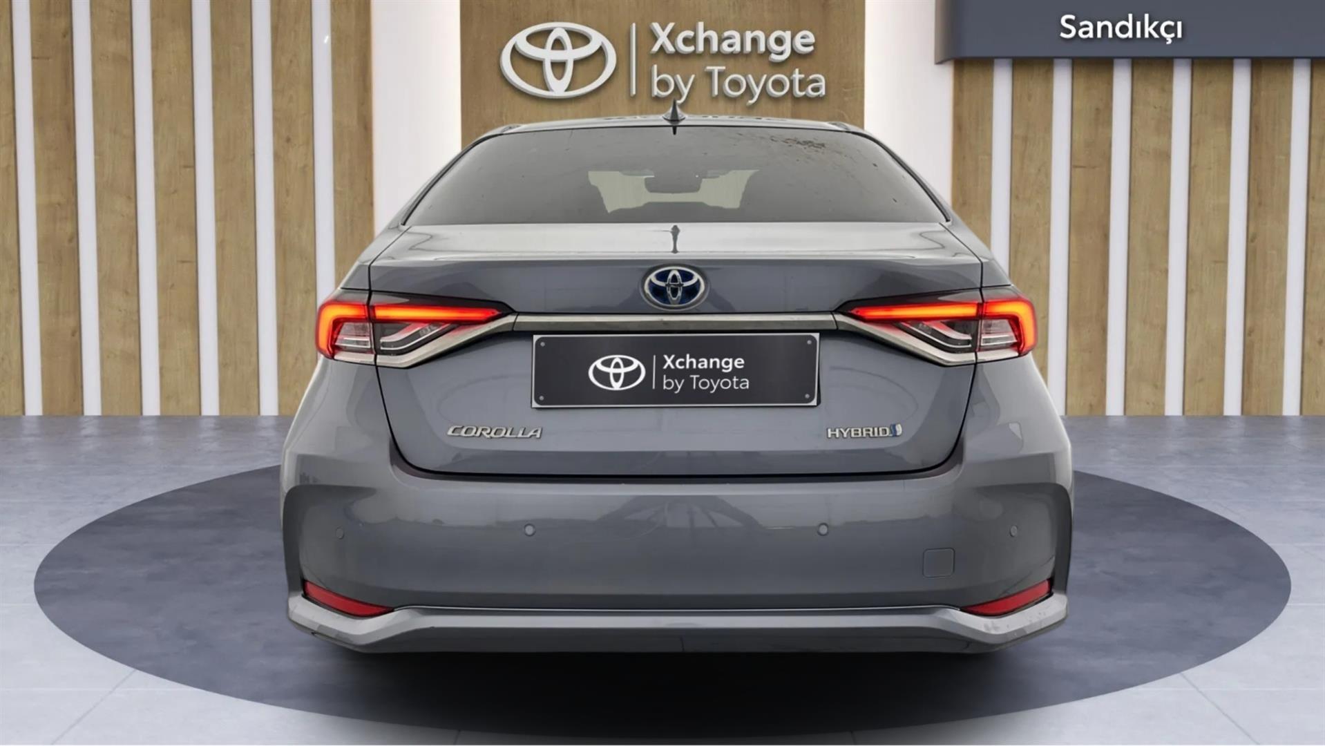 2023 TOYOTA COROLLA 1.8 HYBRID PASSION X-PACK E-CVT