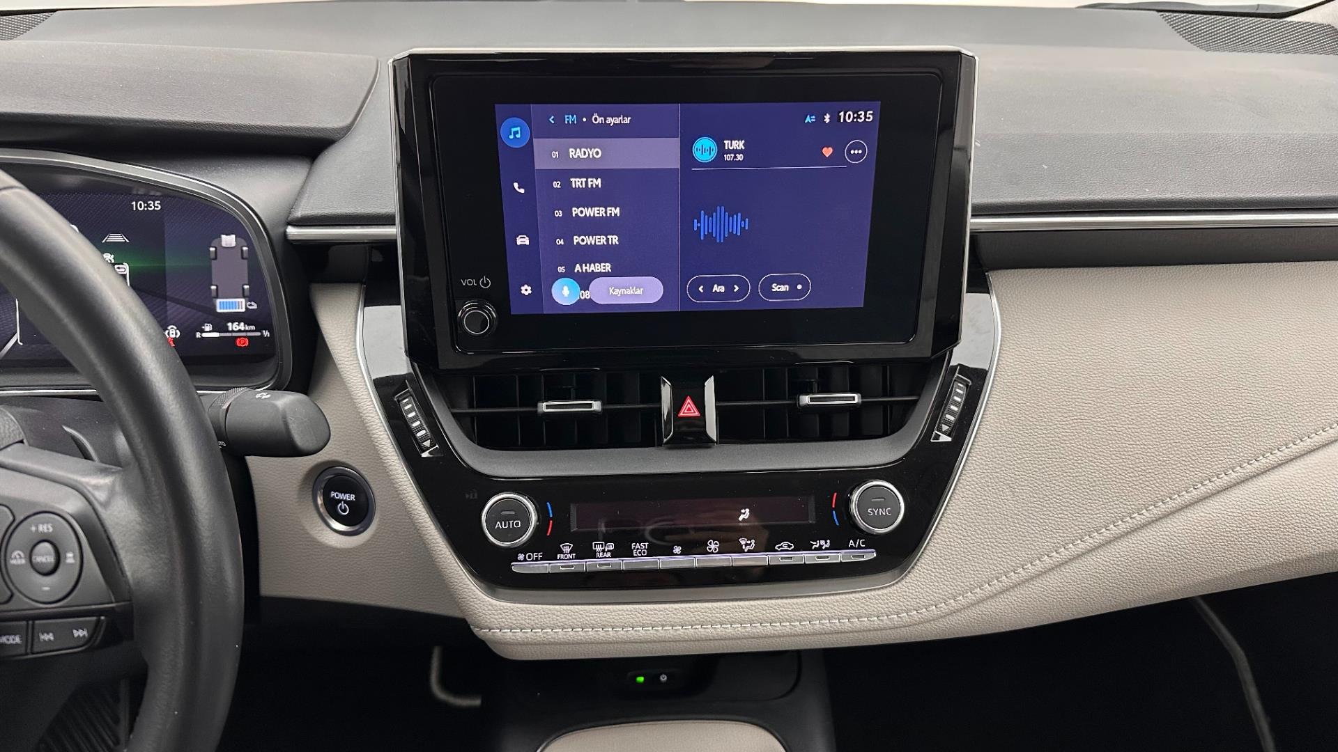 2023 TOYOTA COROLLA 1.8 HYBRID DREAM E-CVT