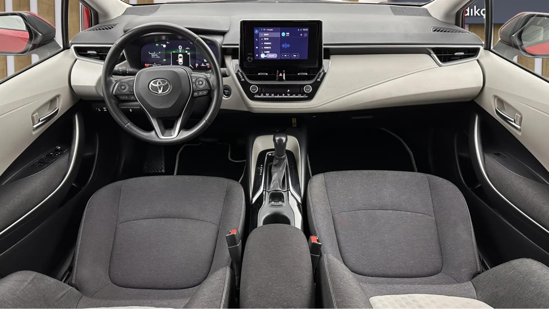 2023 TOYOTA COROLLA 1.8 HYBRID DREAM E-CVT