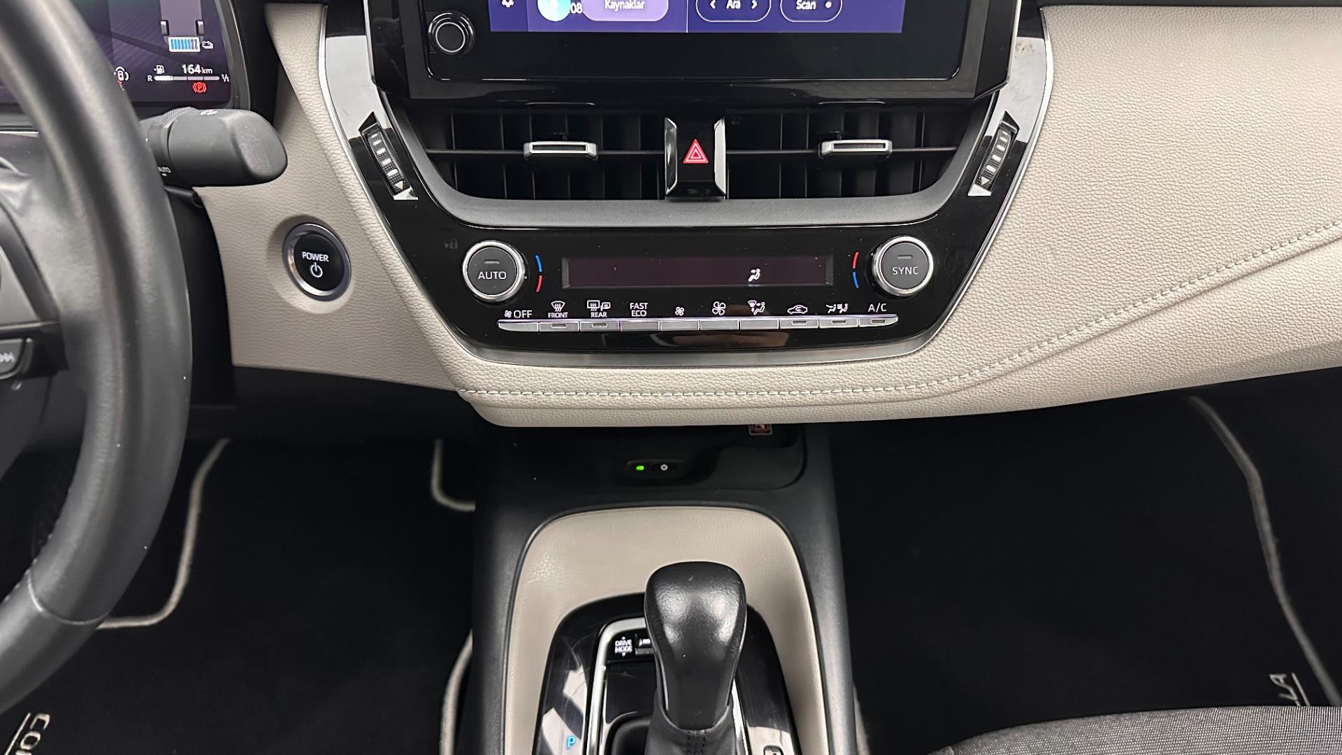 2023 TOYOTA COROLLA 1.8 HYBRID DREAM E-CVT